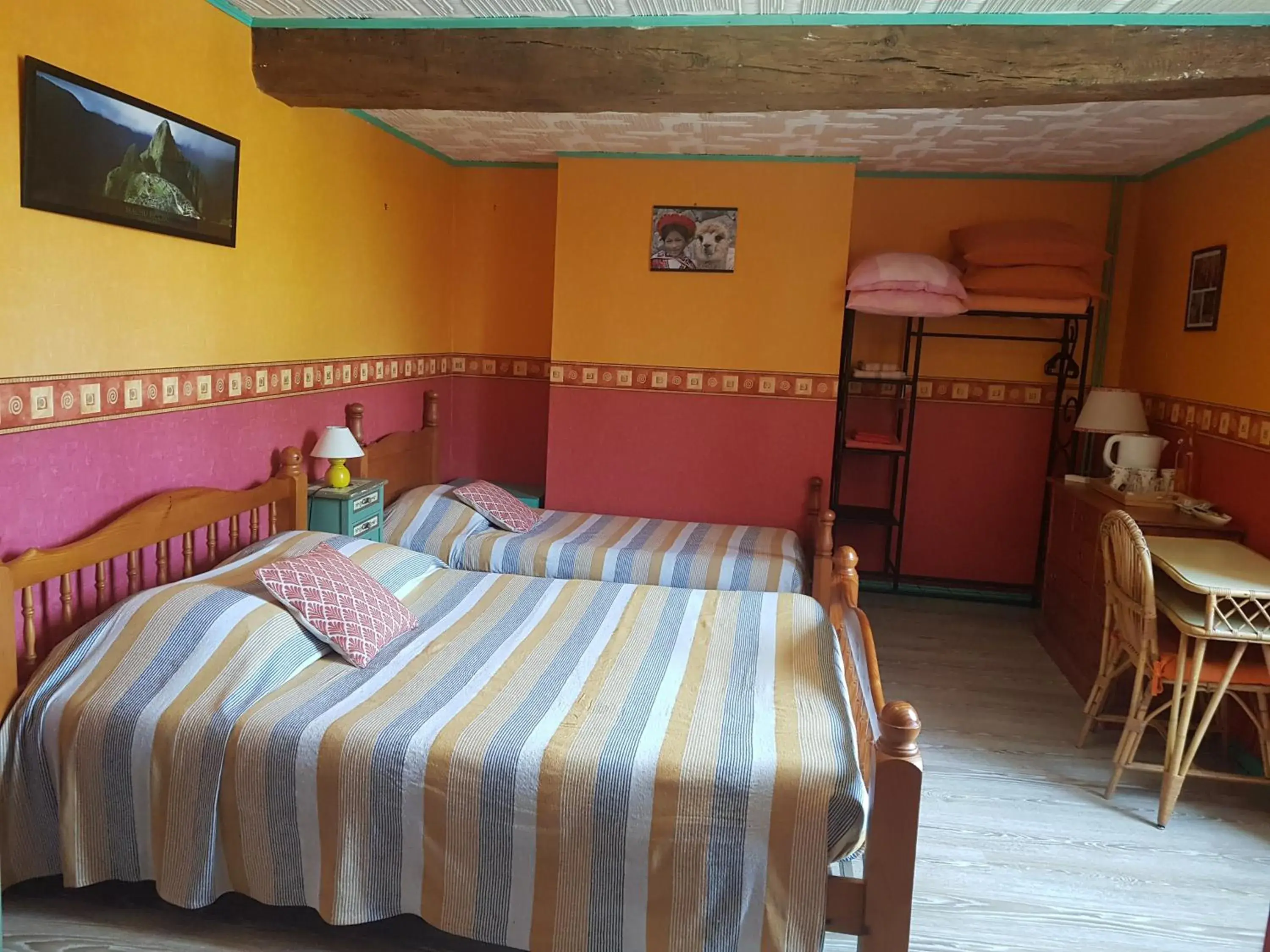 Family Room in Les forges de Planechaud Family Room in Les forges de Planechaud