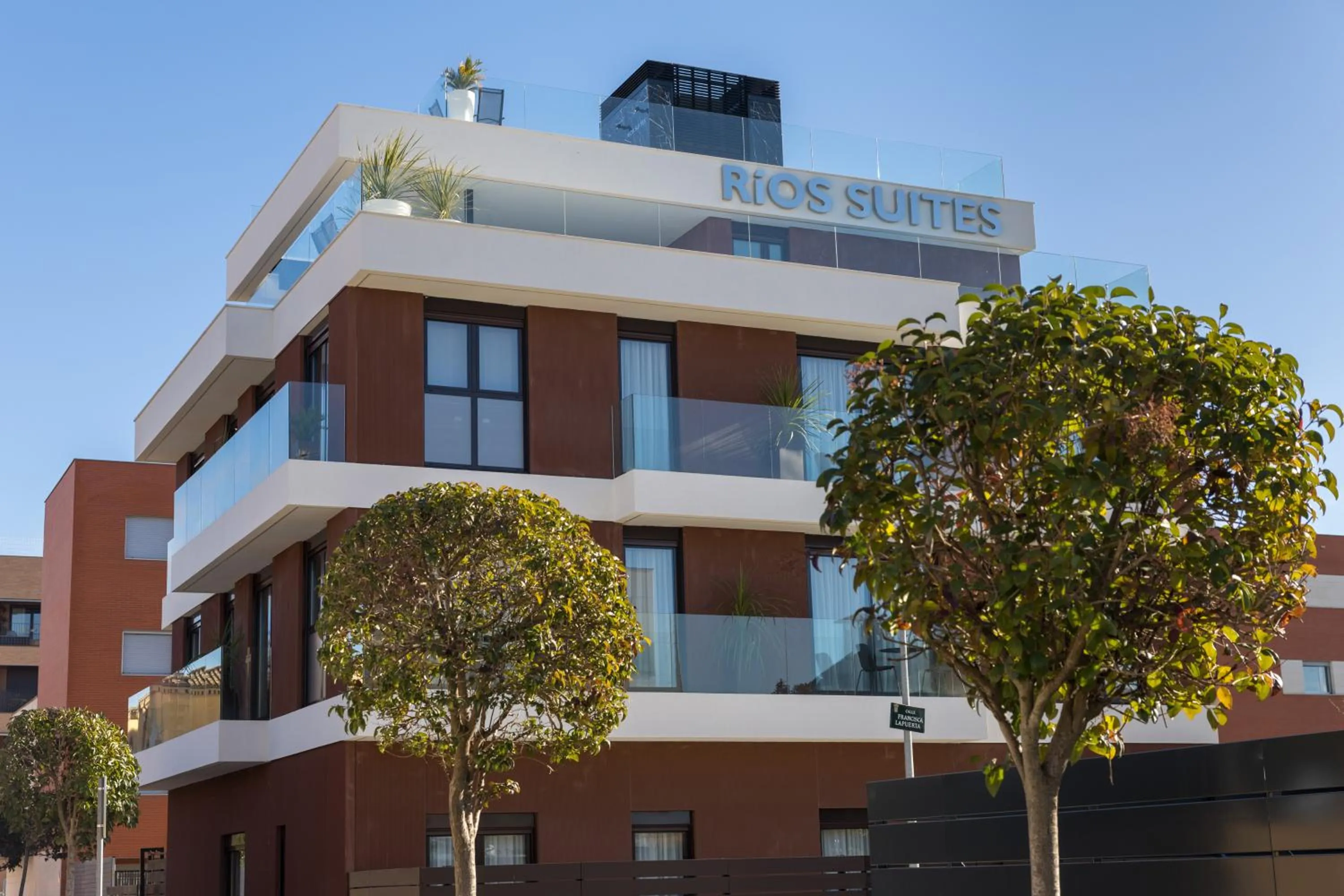 Property building in RÍOS SUITES Tudela