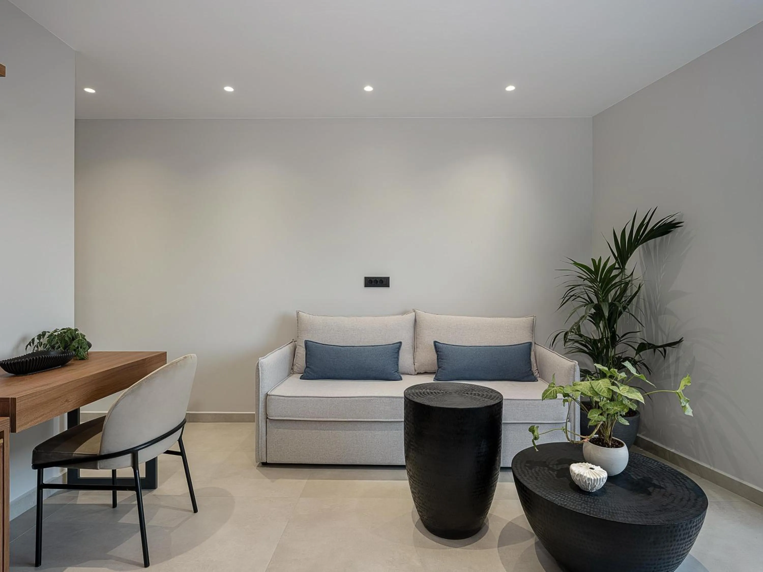 Living room in Theta Boutique Hotel