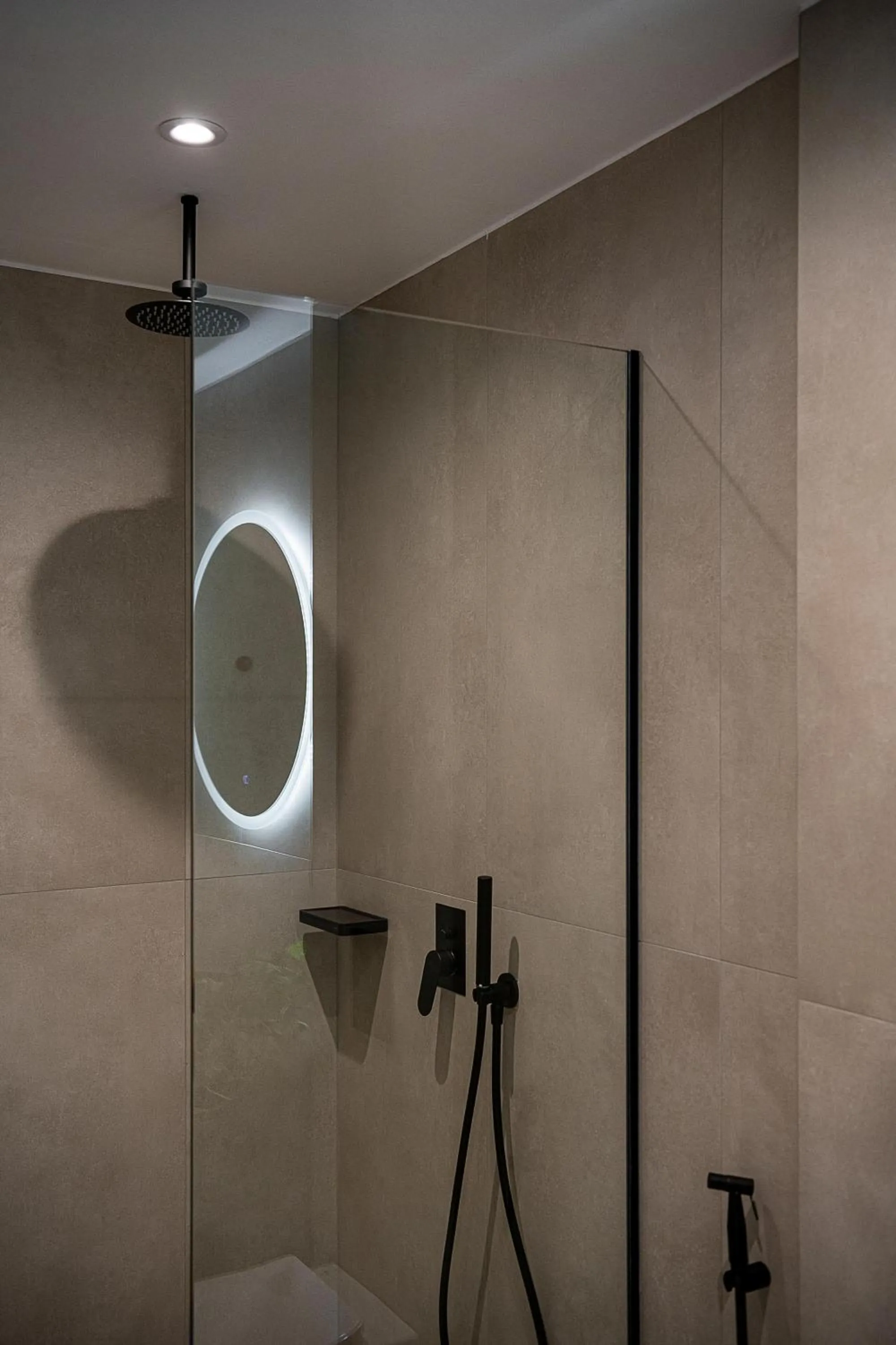 Shower in Theta Boutique Hotel