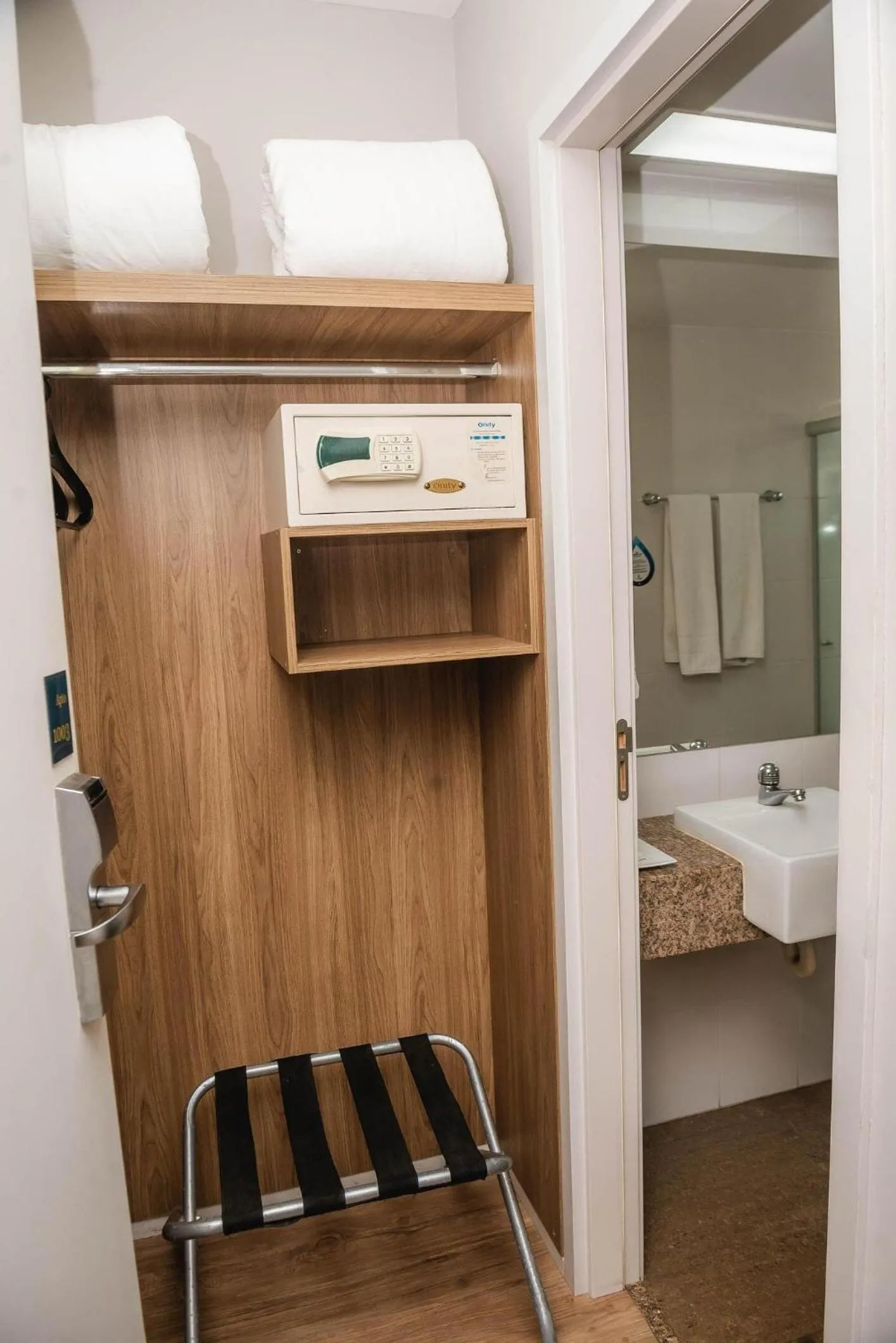 Ímpar Suítes Expominas