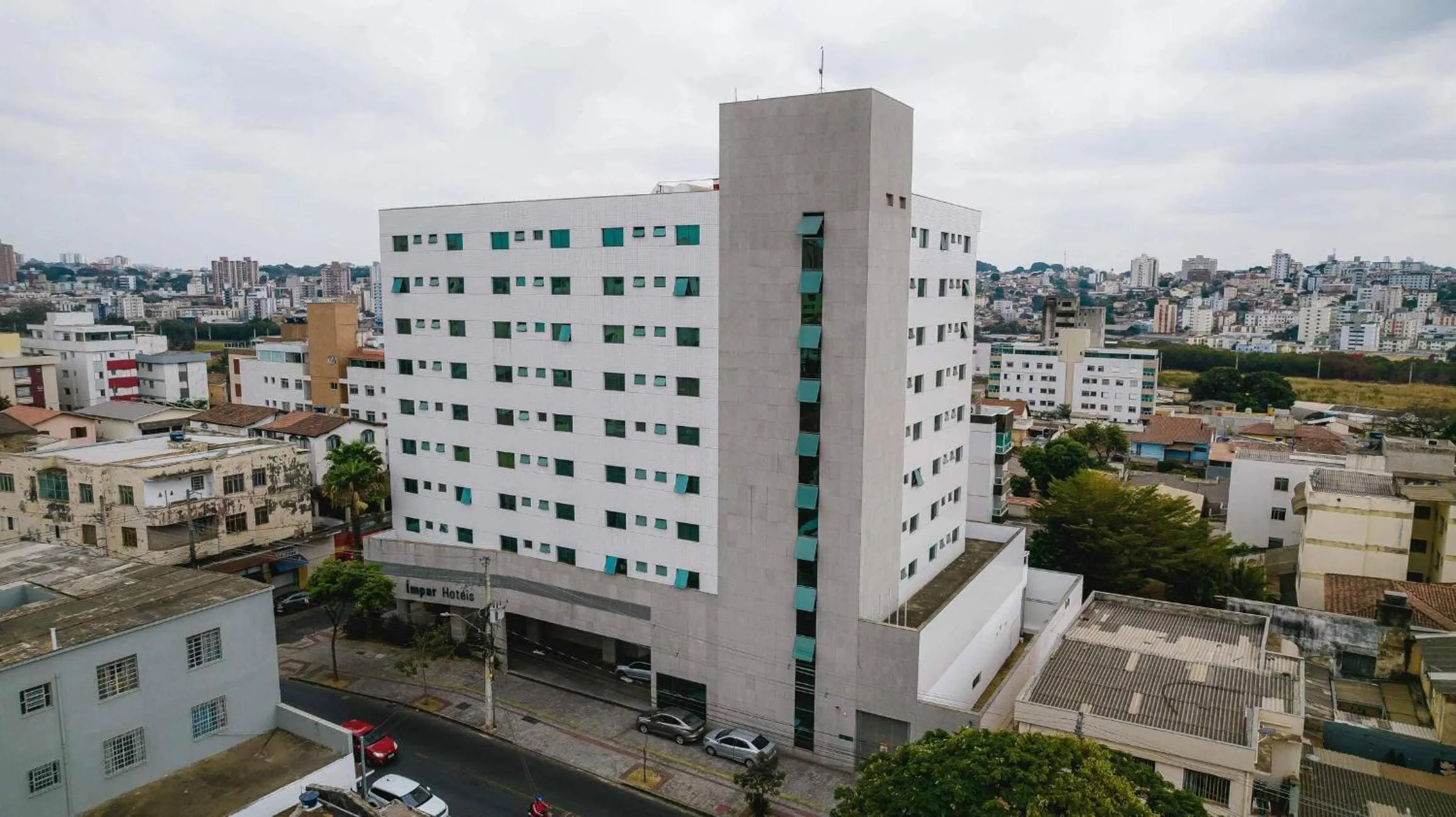 Ímpar Suítes Expominas