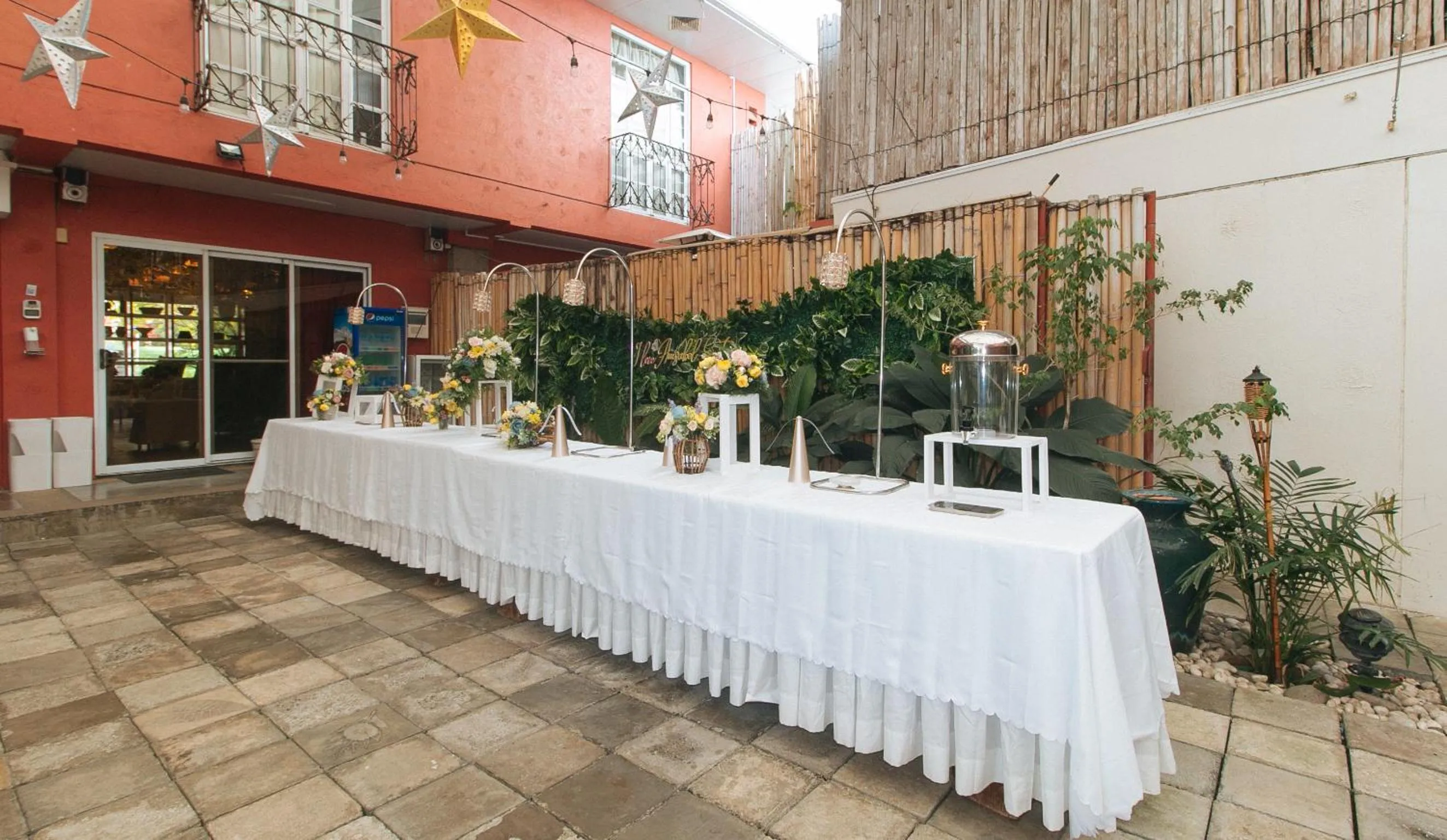 Meeting/conference room in RedDoorz Premium at Anisabel Suites Davao City