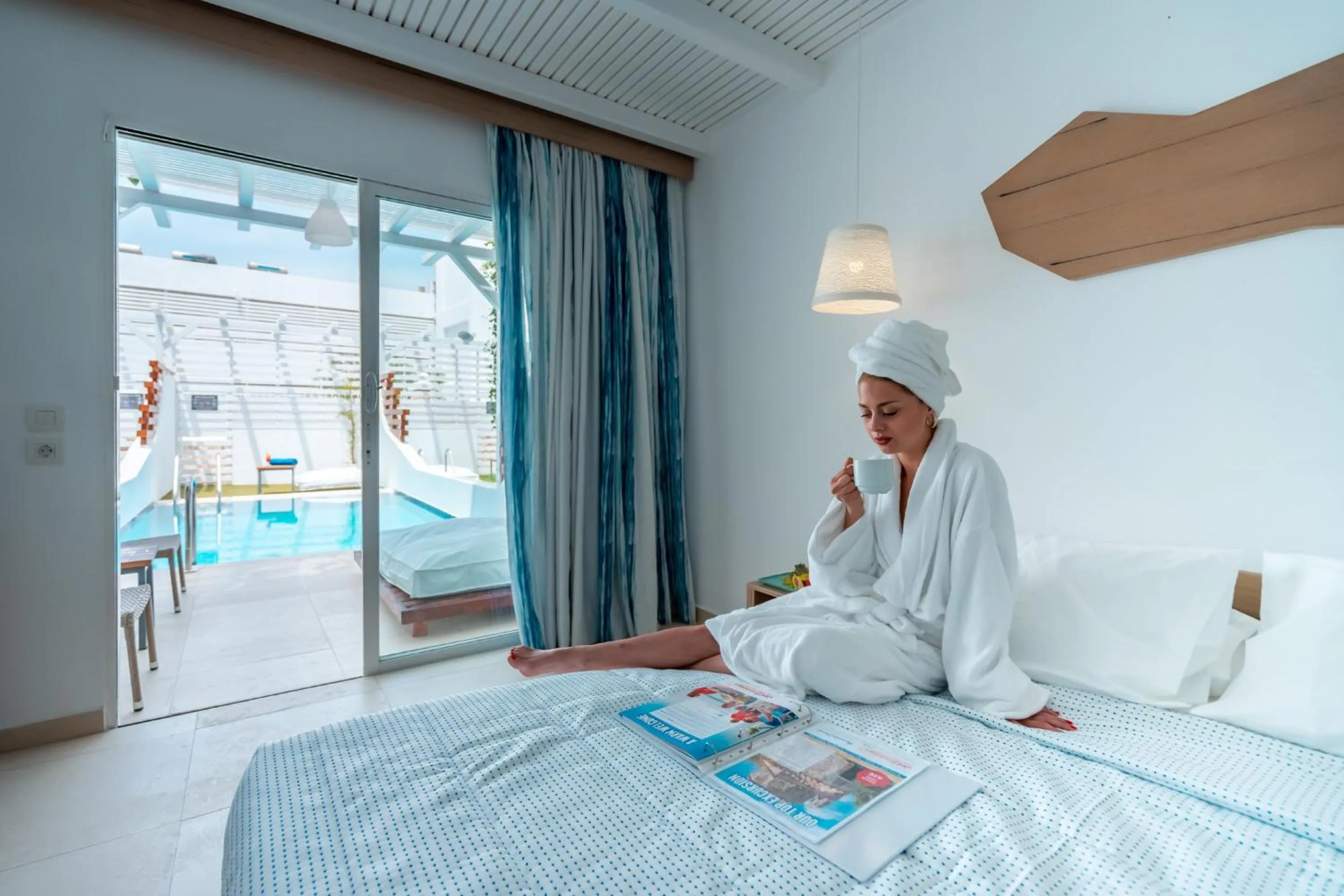 View (from property/room), Bed in Aloe Hotel - Adults Only