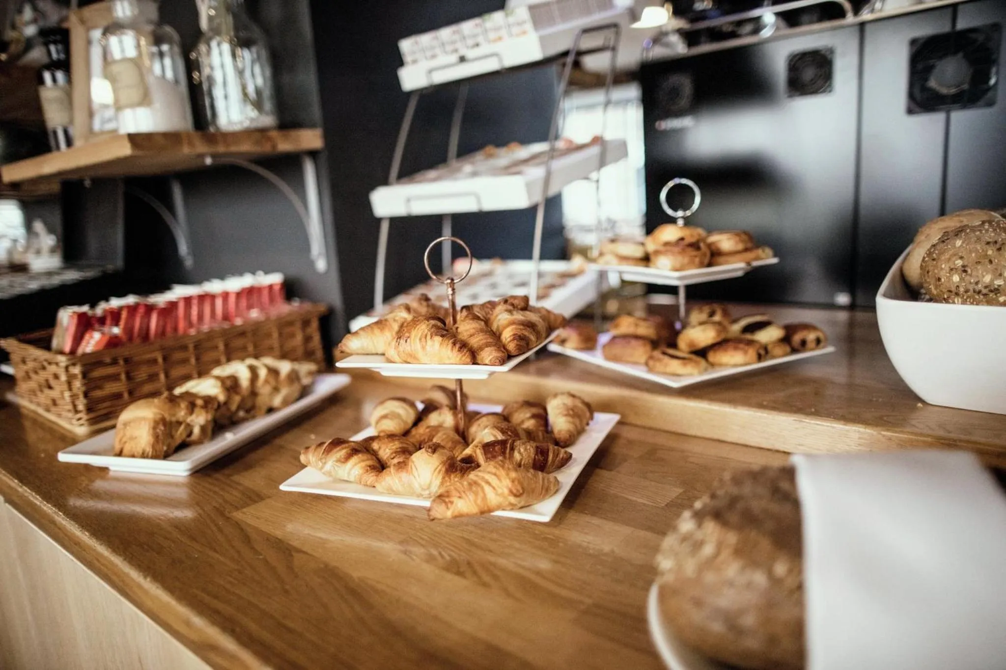 Buffet breakfast in Leonardo Hotel Lelystad City Center