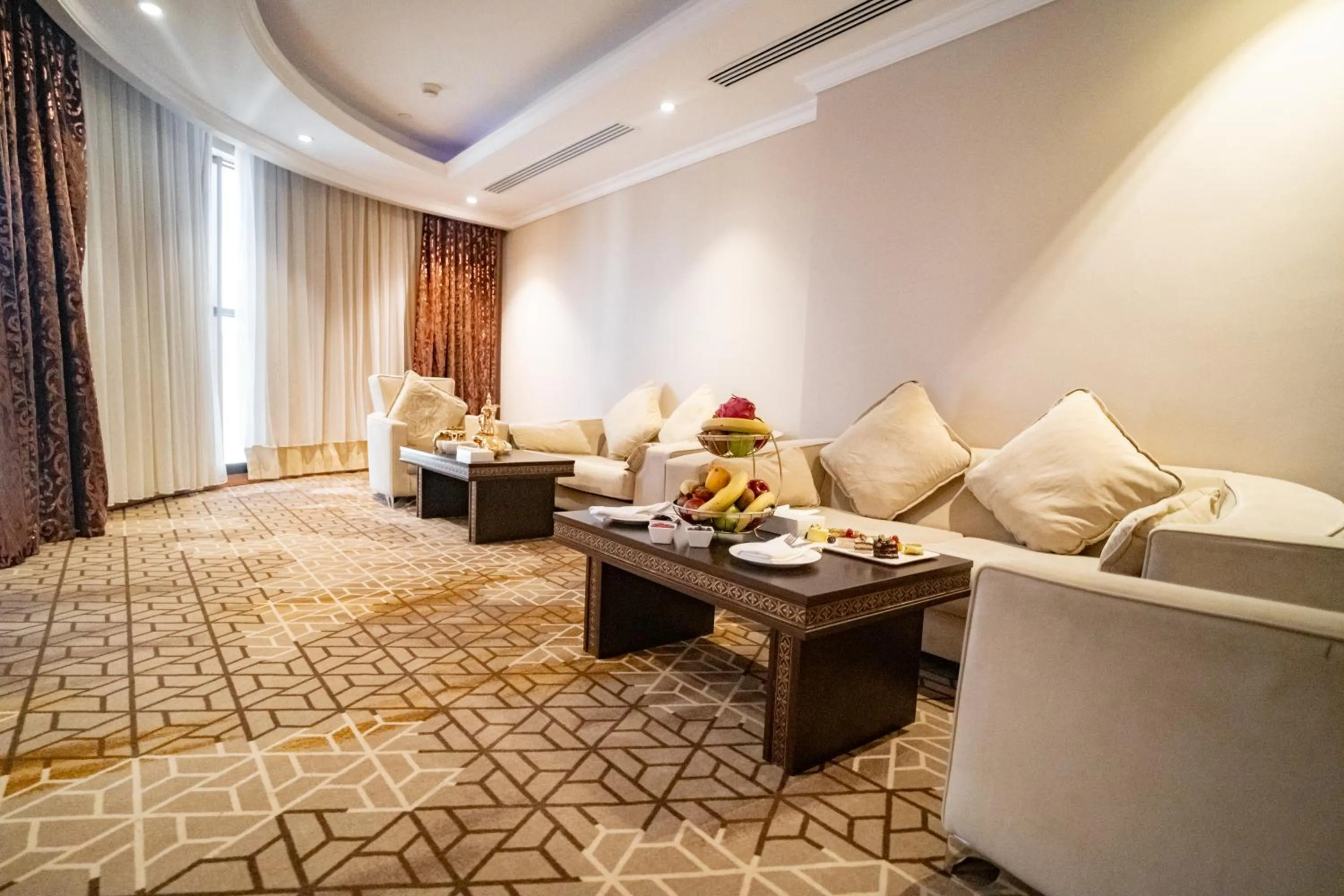Living room in Emaar Al Mektan Hotel