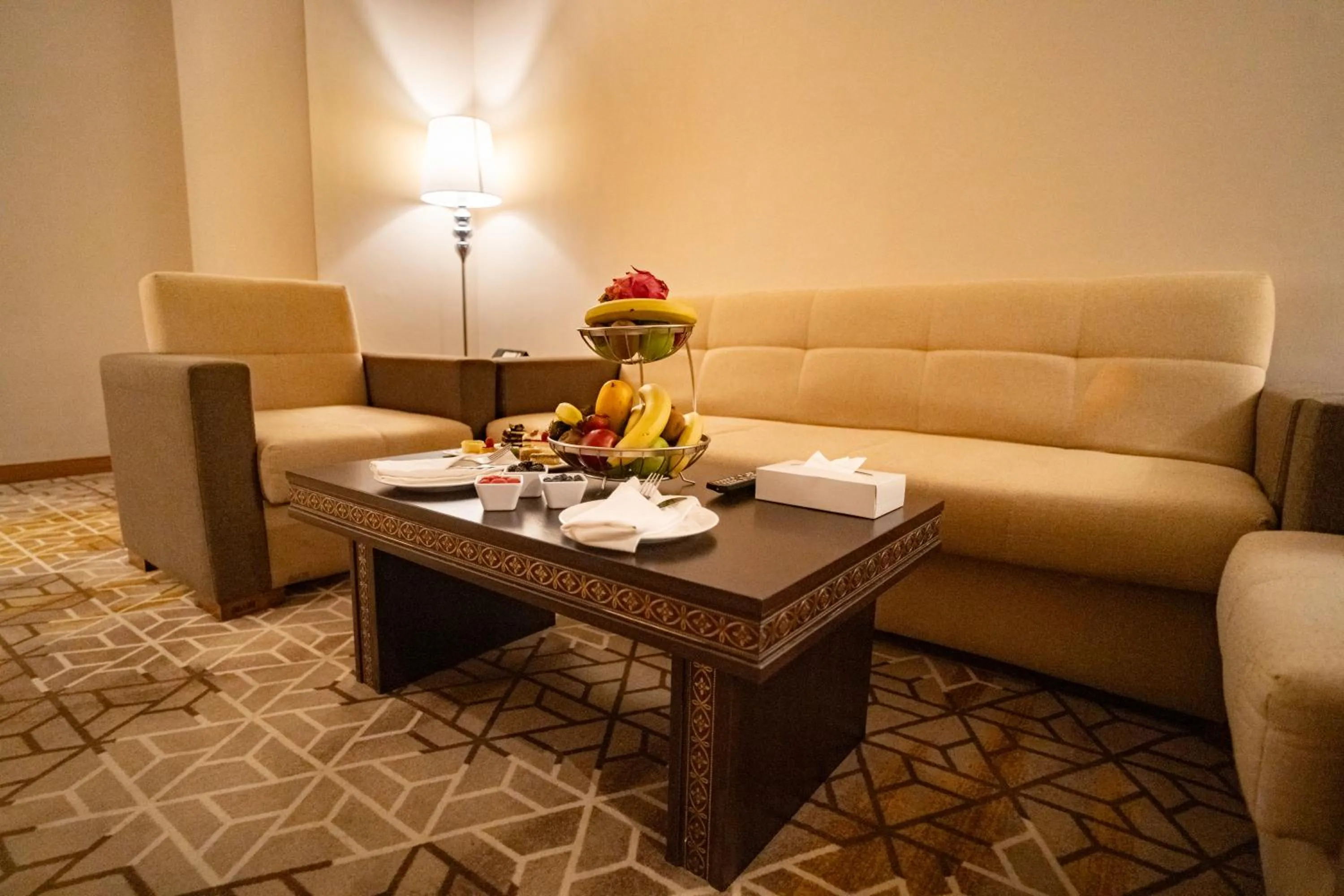 Living room in Emaar Al Mektan Hotel