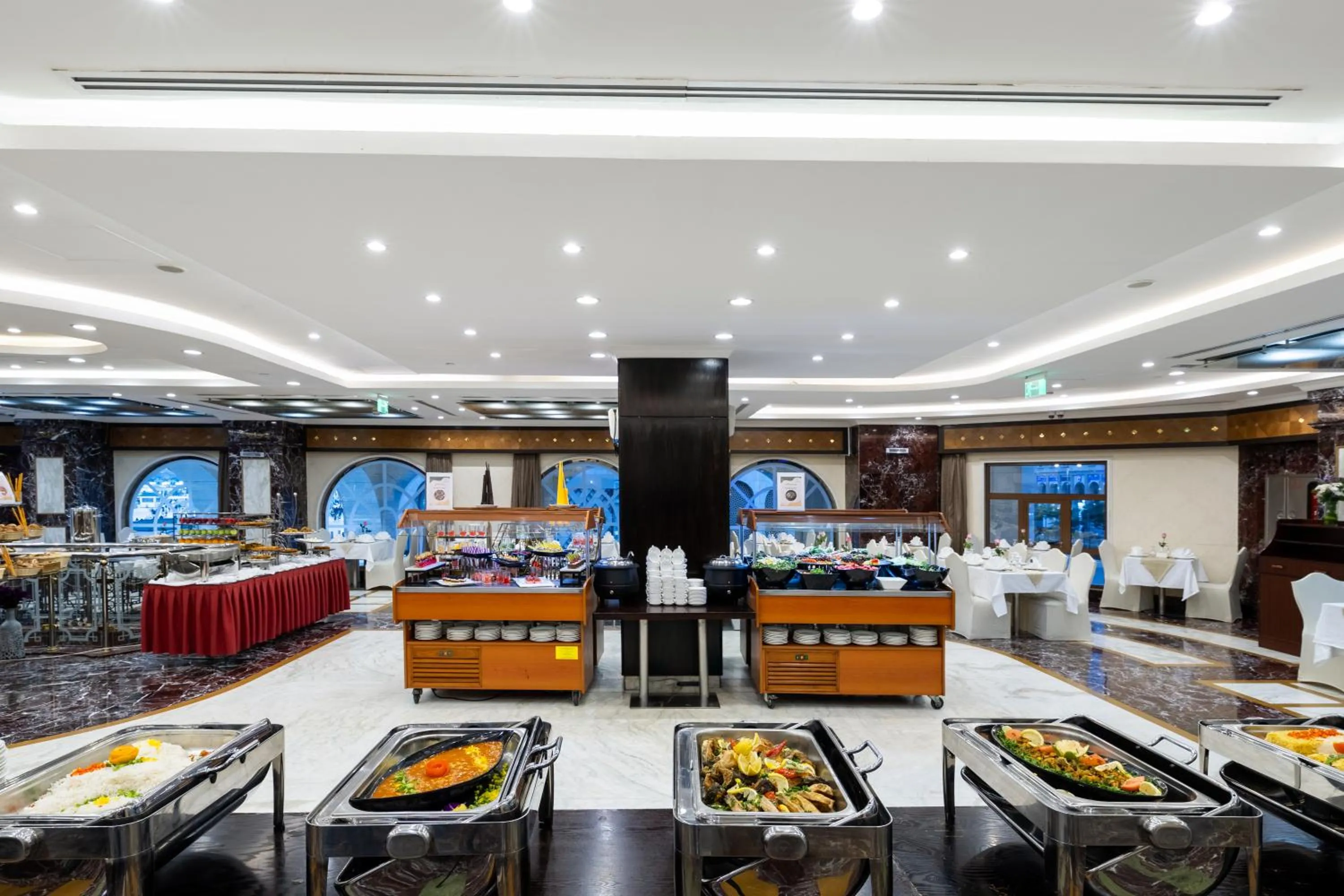 Restaurant/places to eat in Emaar Al Mektan Hotel