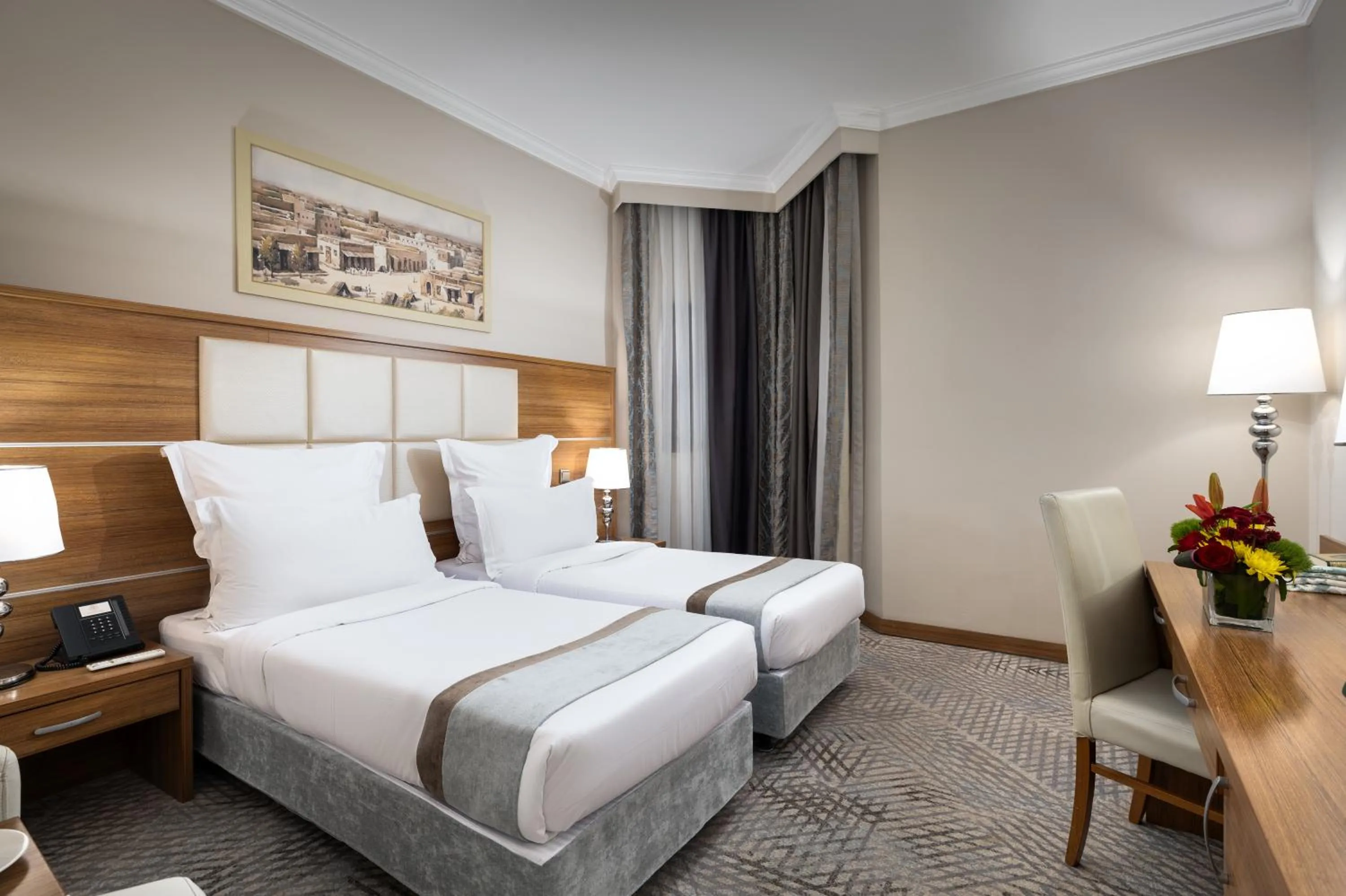 Bedroom, Bed in Emaar Al Mektan Hotel