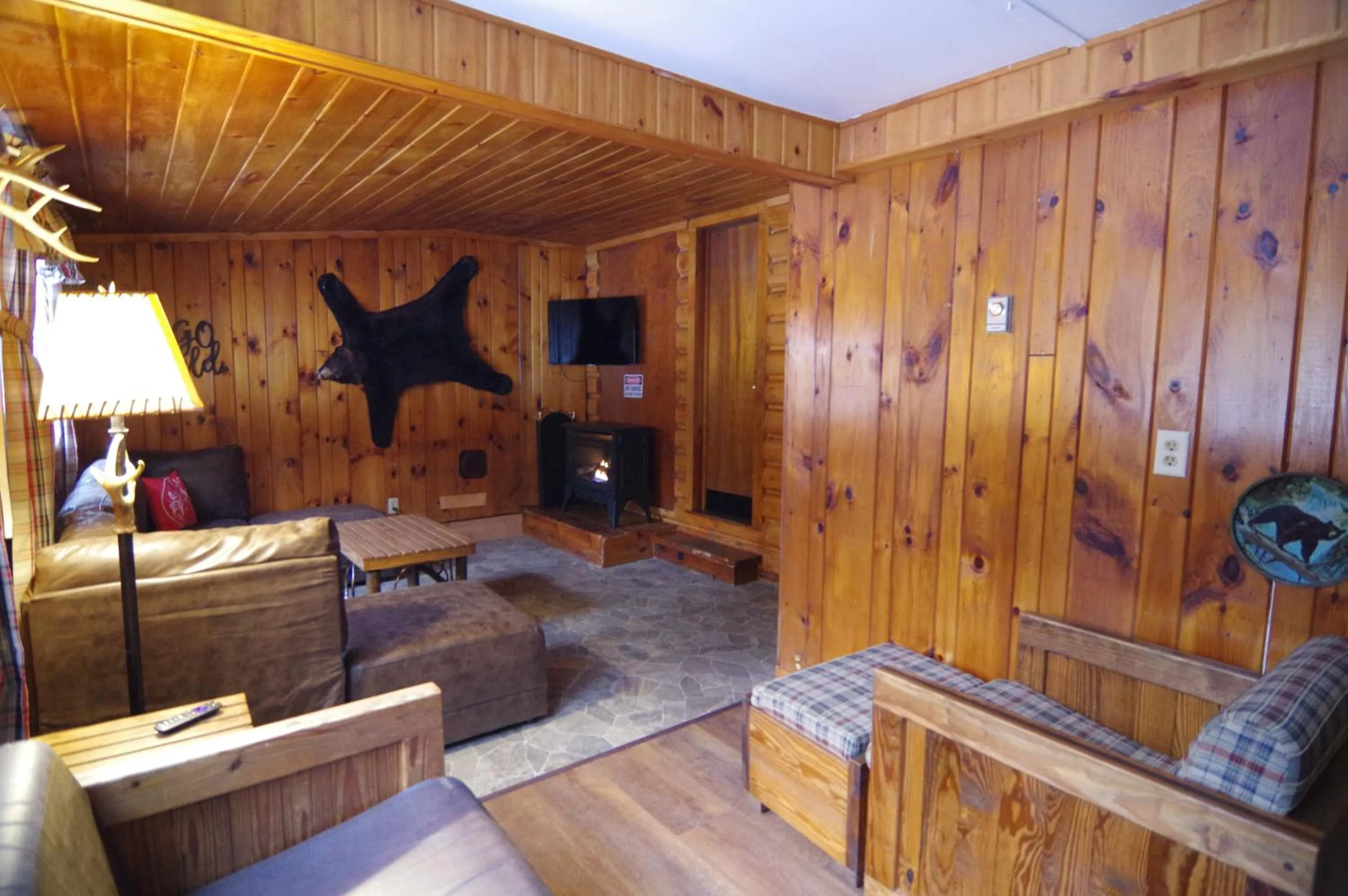 Adirondack Diamond Point Lodge