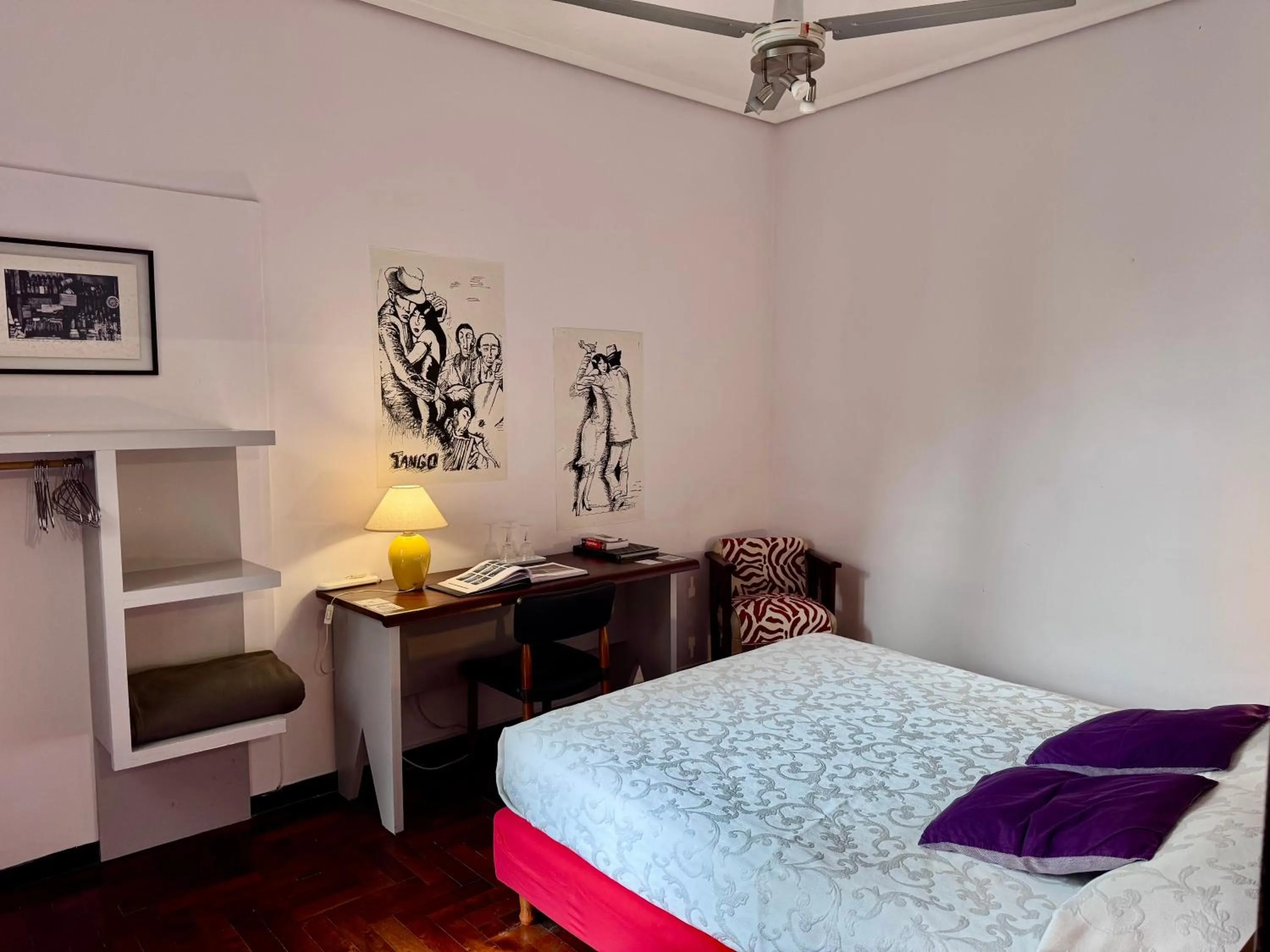 Seating area, Bed in Lina's Tango Guesthouse