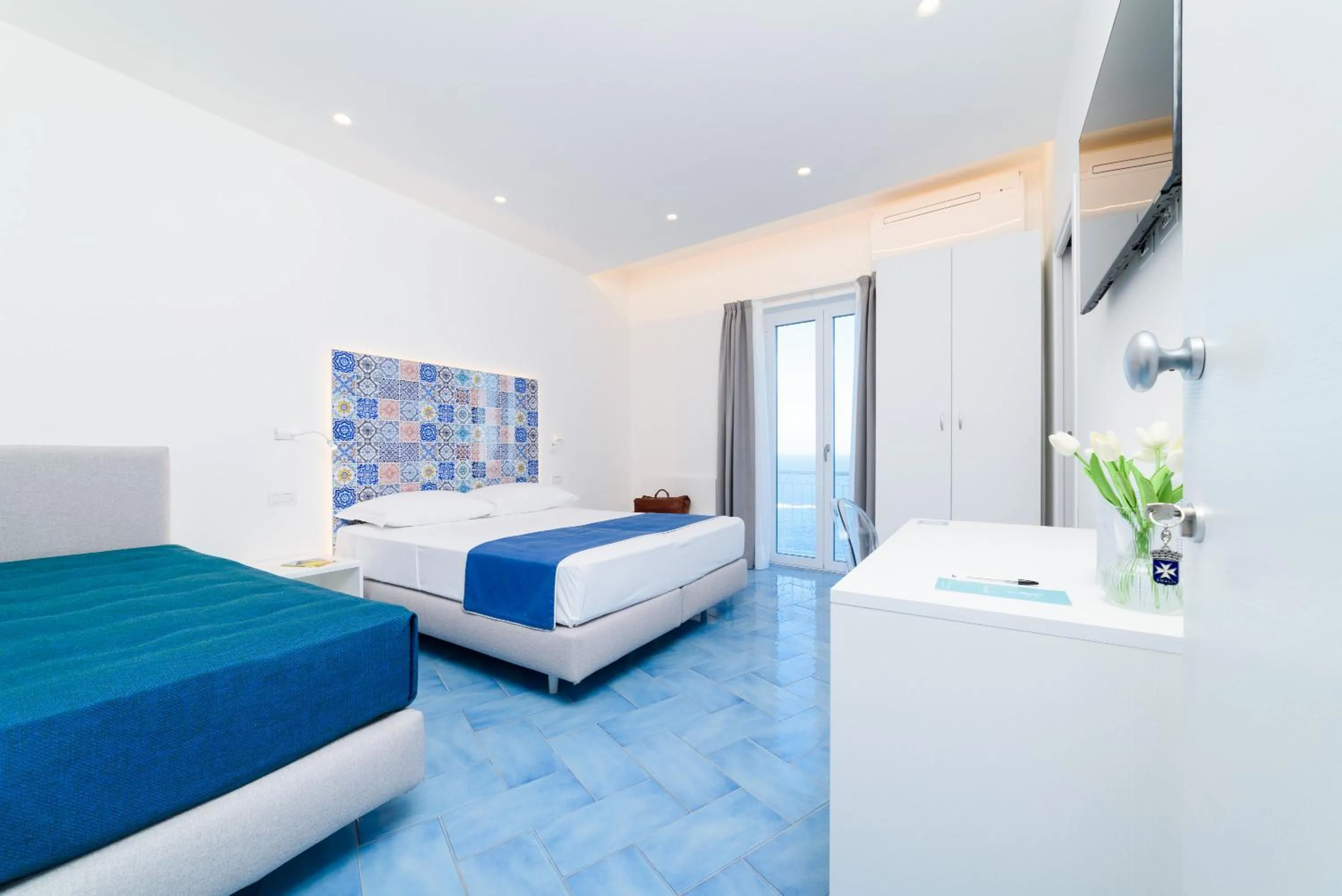 TV and multimedia, Bed in Eden sul Mare