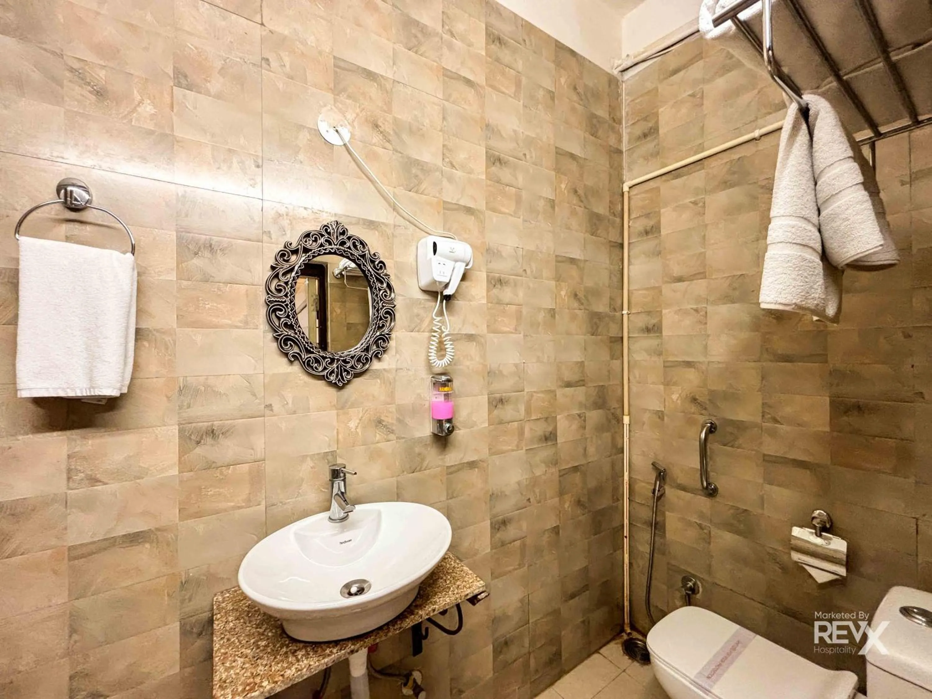 Shower in The Neeraj Naturecure - Ganga View