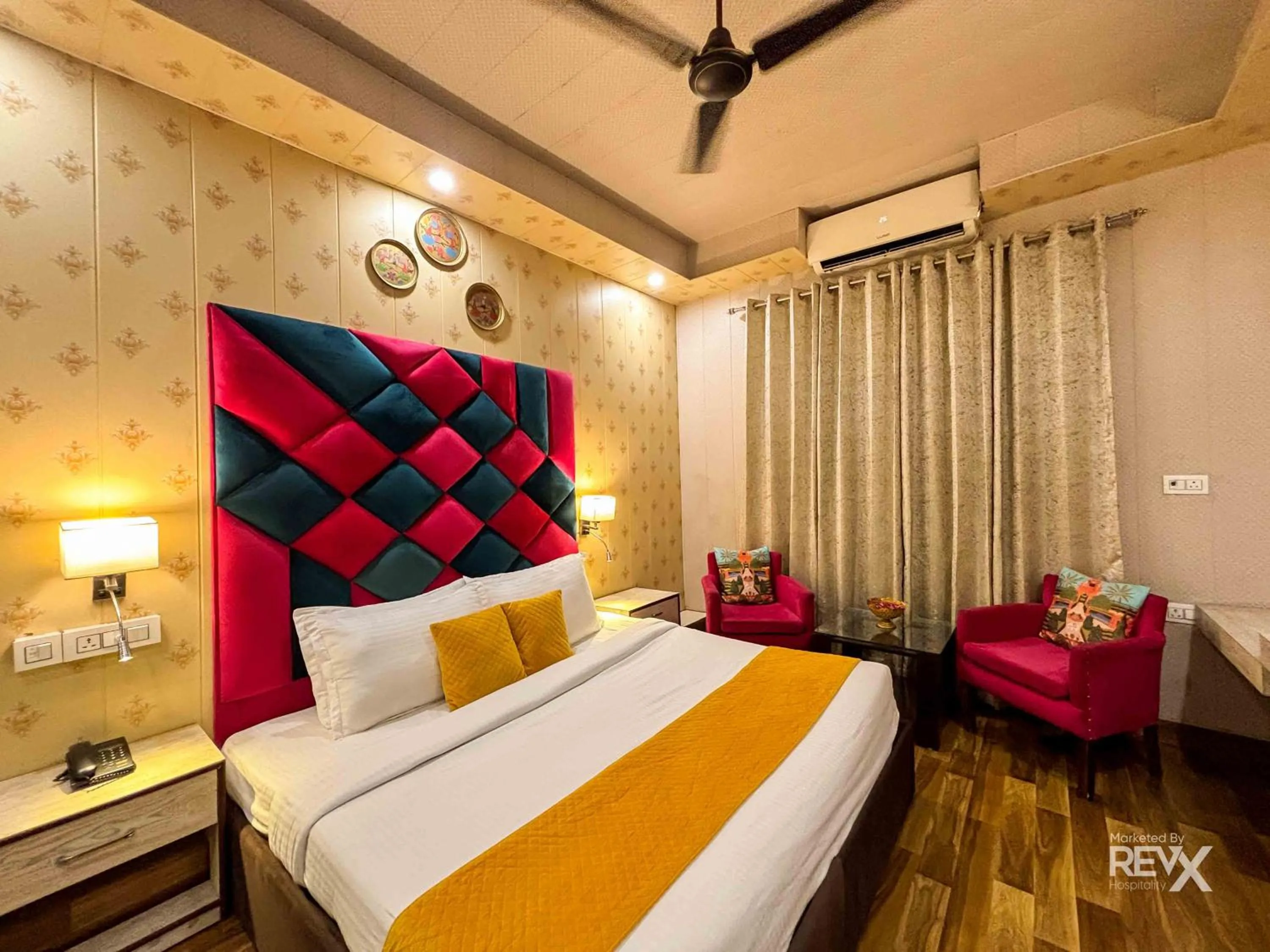 Bed in The Neeraj Naturecure - Ganga View