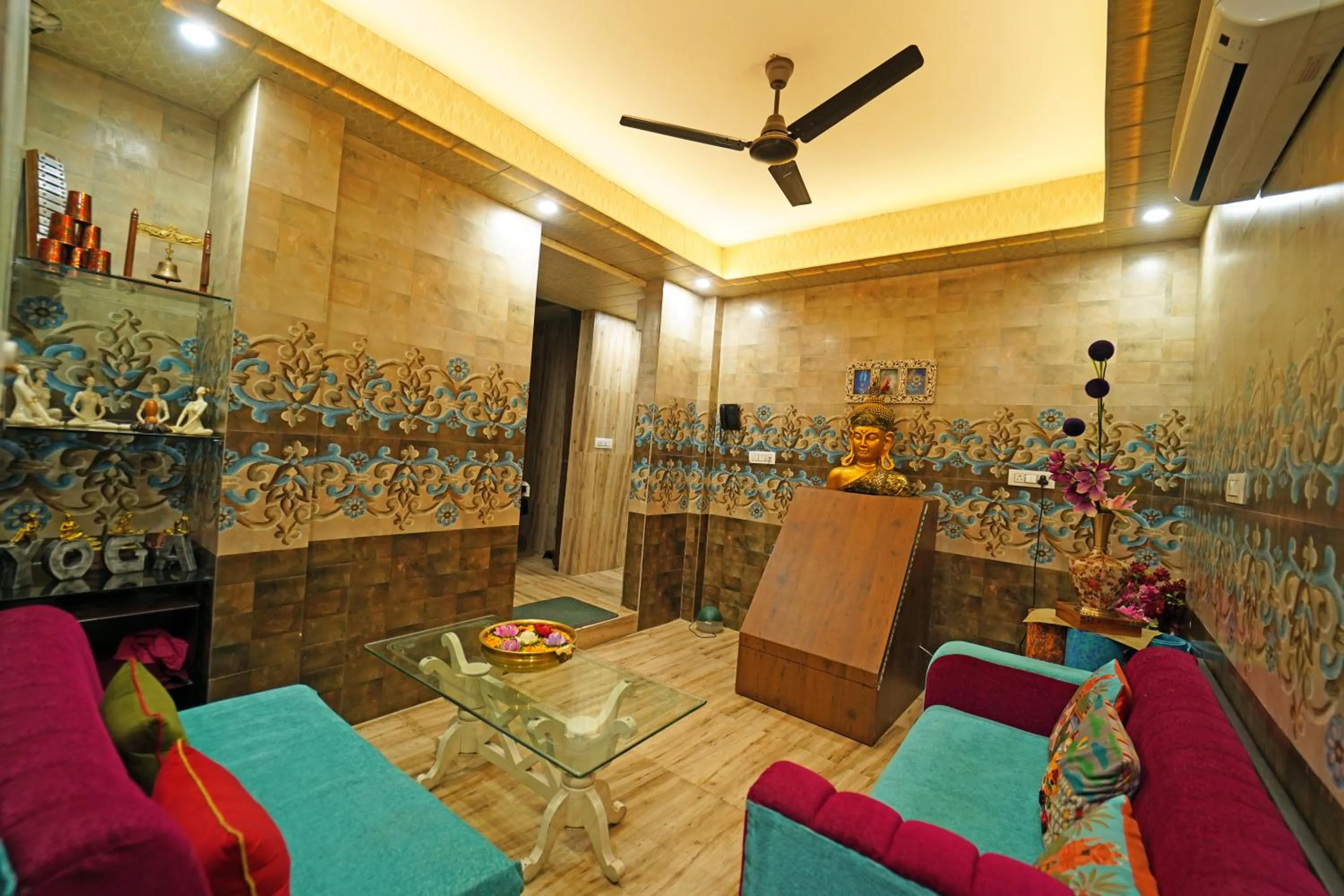 Spa and wellness centre/facilities in The Neeraj Naturecure - Ganga View
