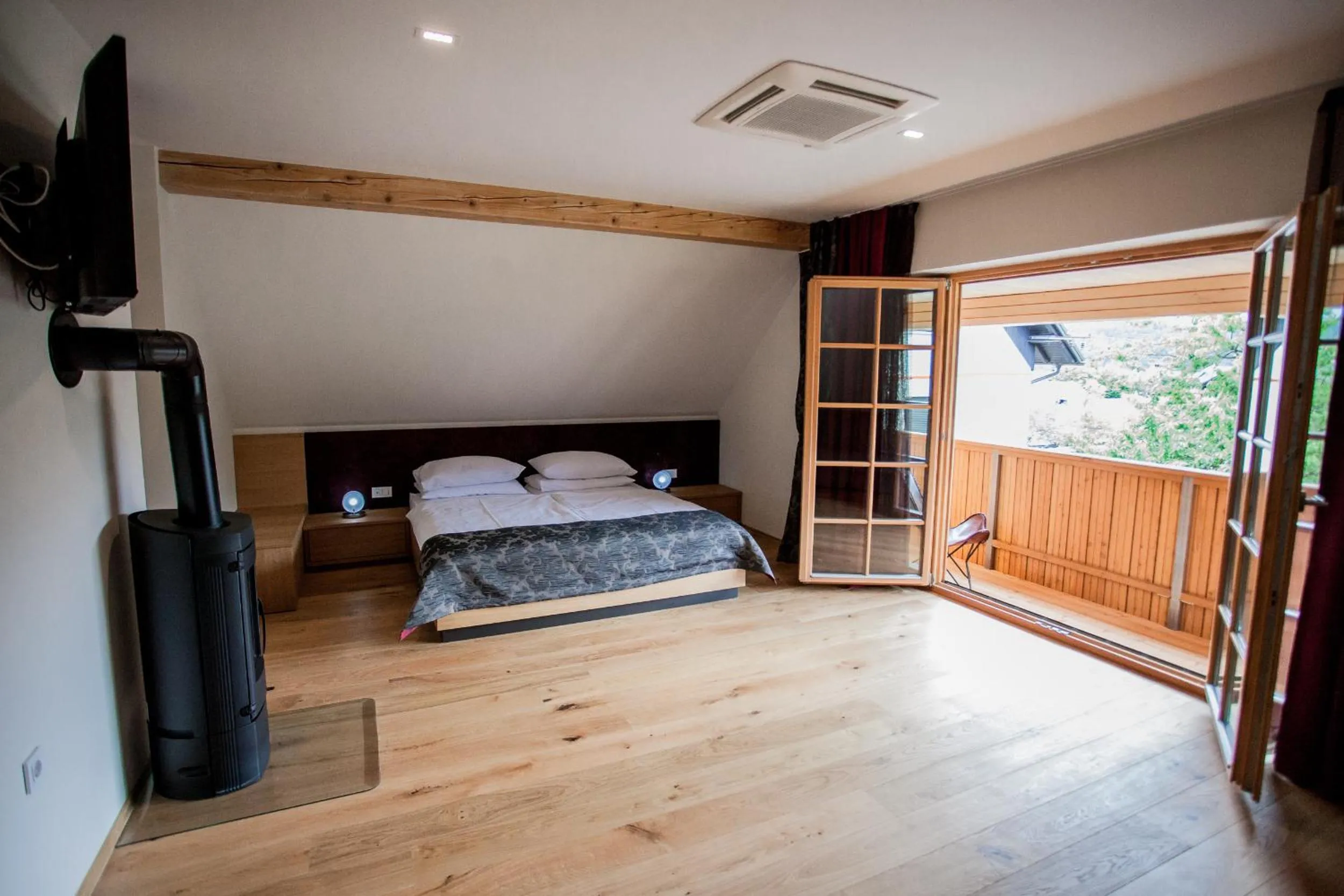 Bed in Penzion Repnik