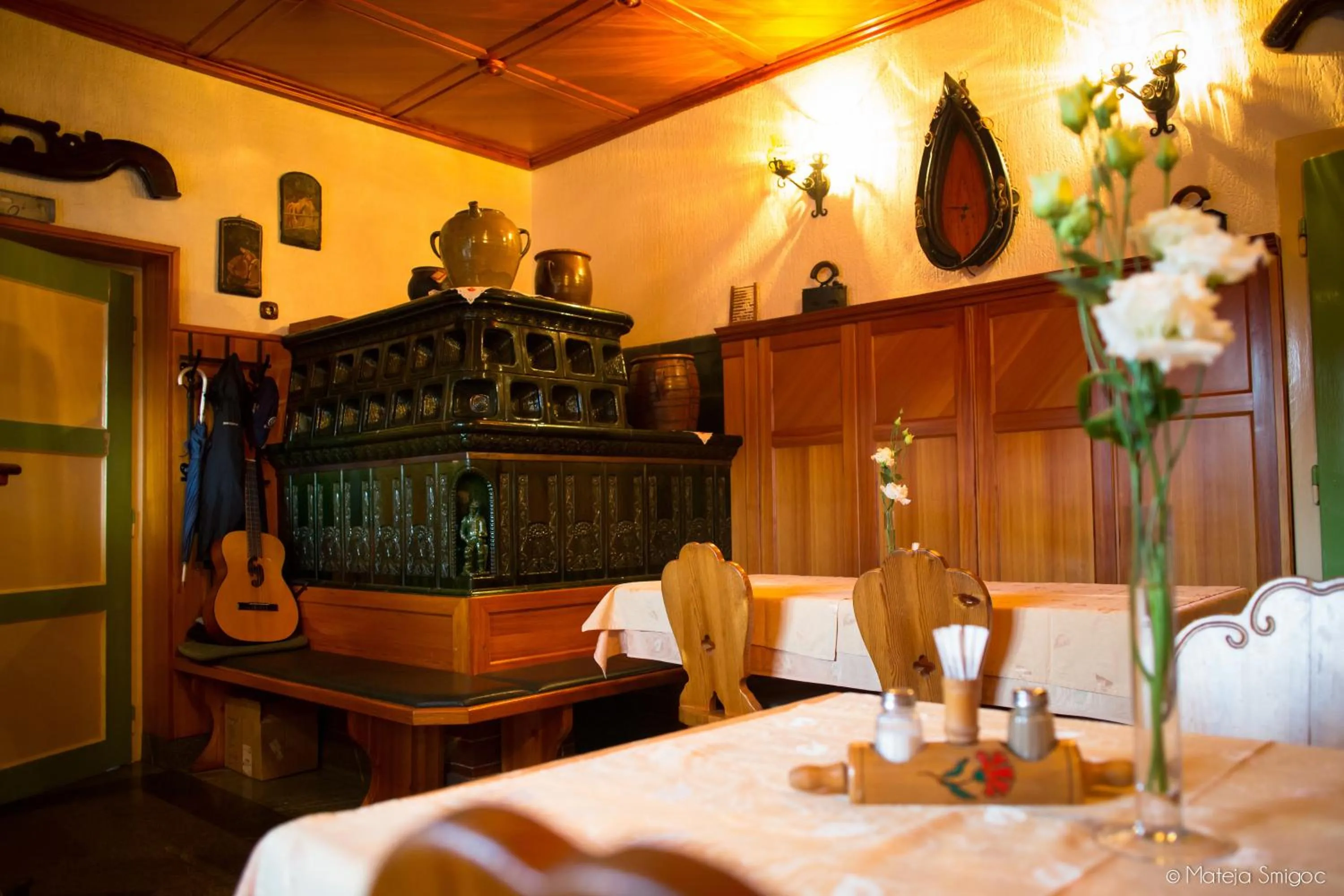 Restaurant/places to eat in Penzion Repnik