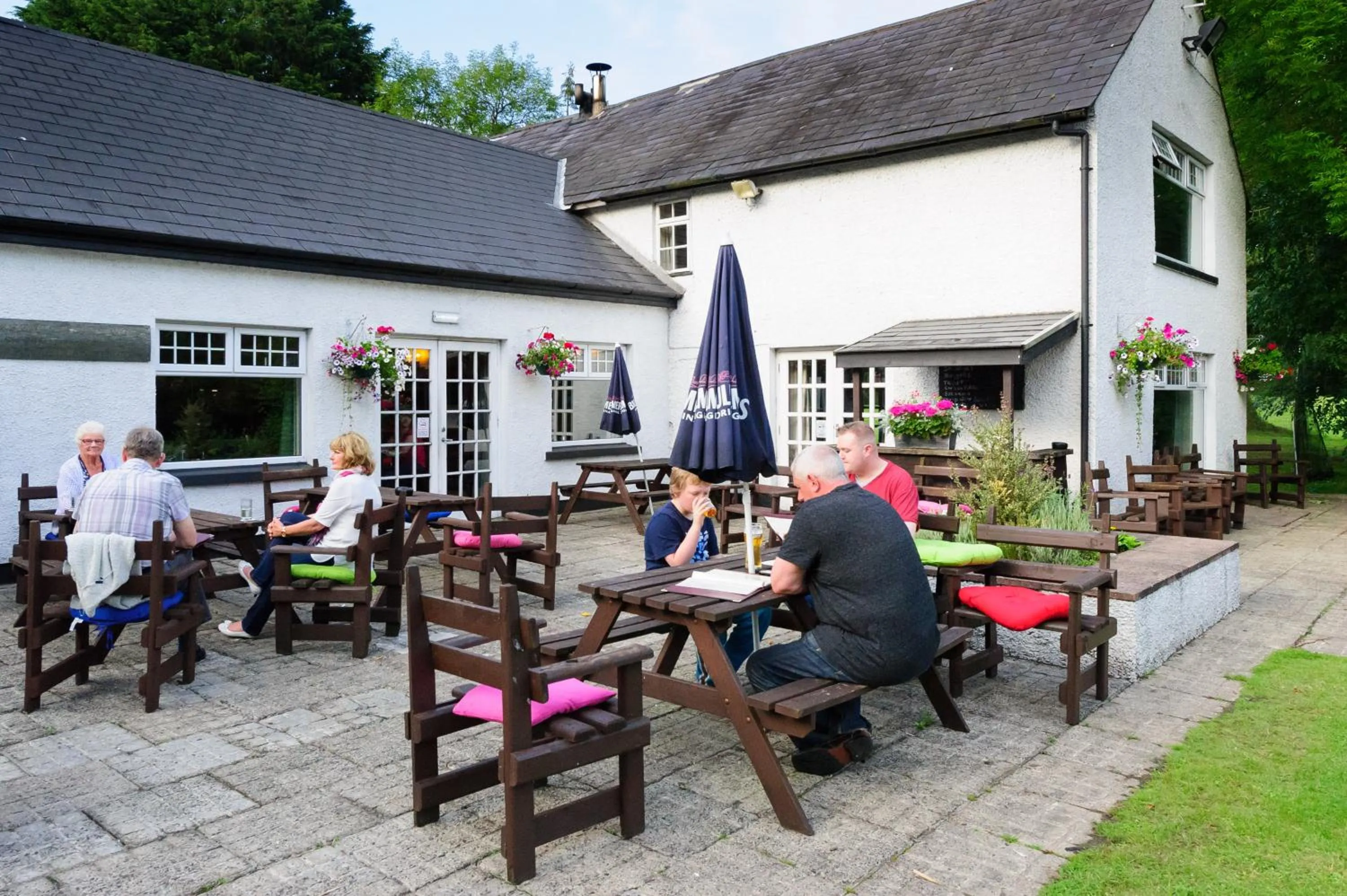 Patio in Brown Trout Golf & Country Inn
