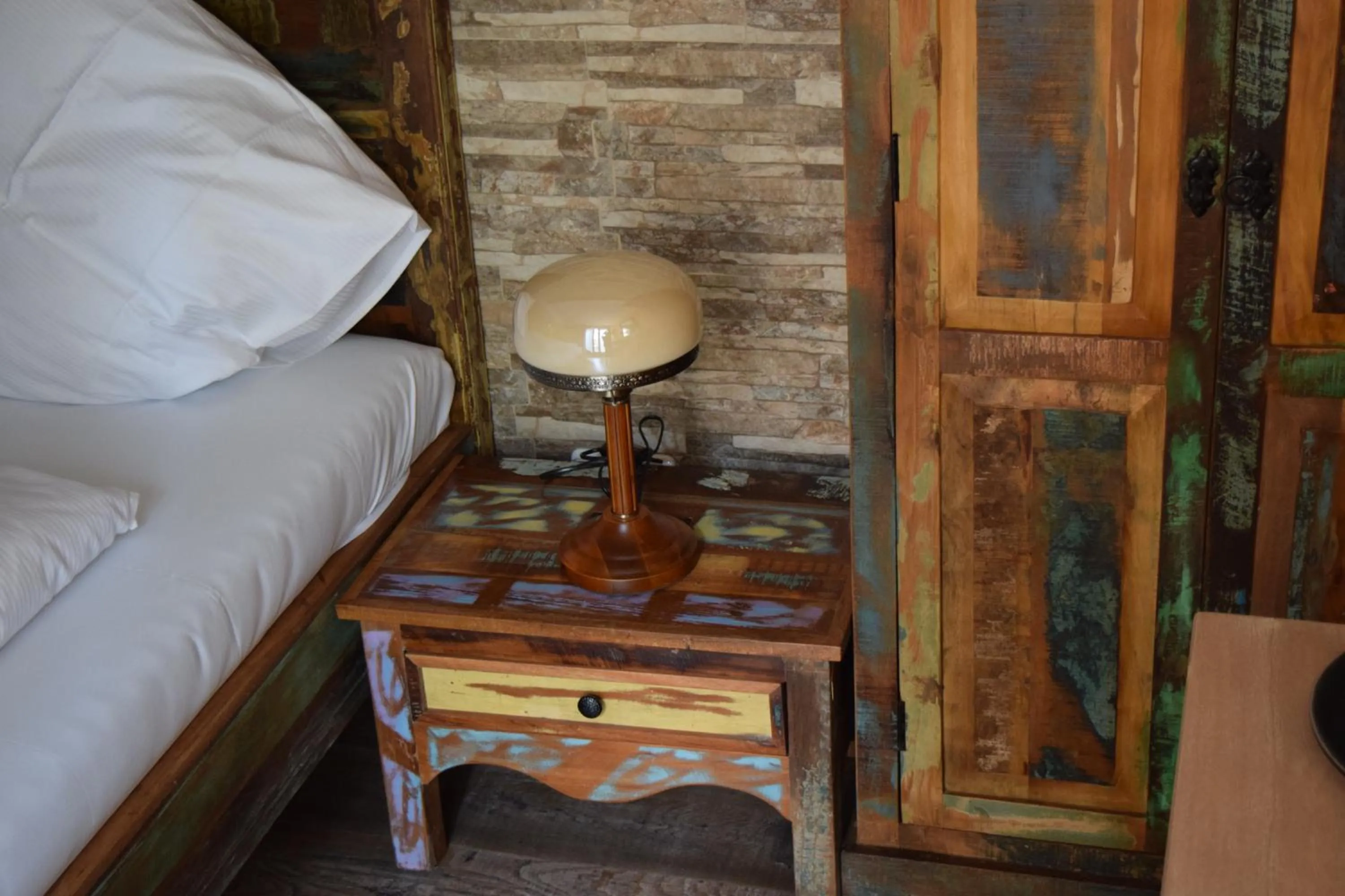 Decorative detail, Bed in Hotel Arte Vida OHG