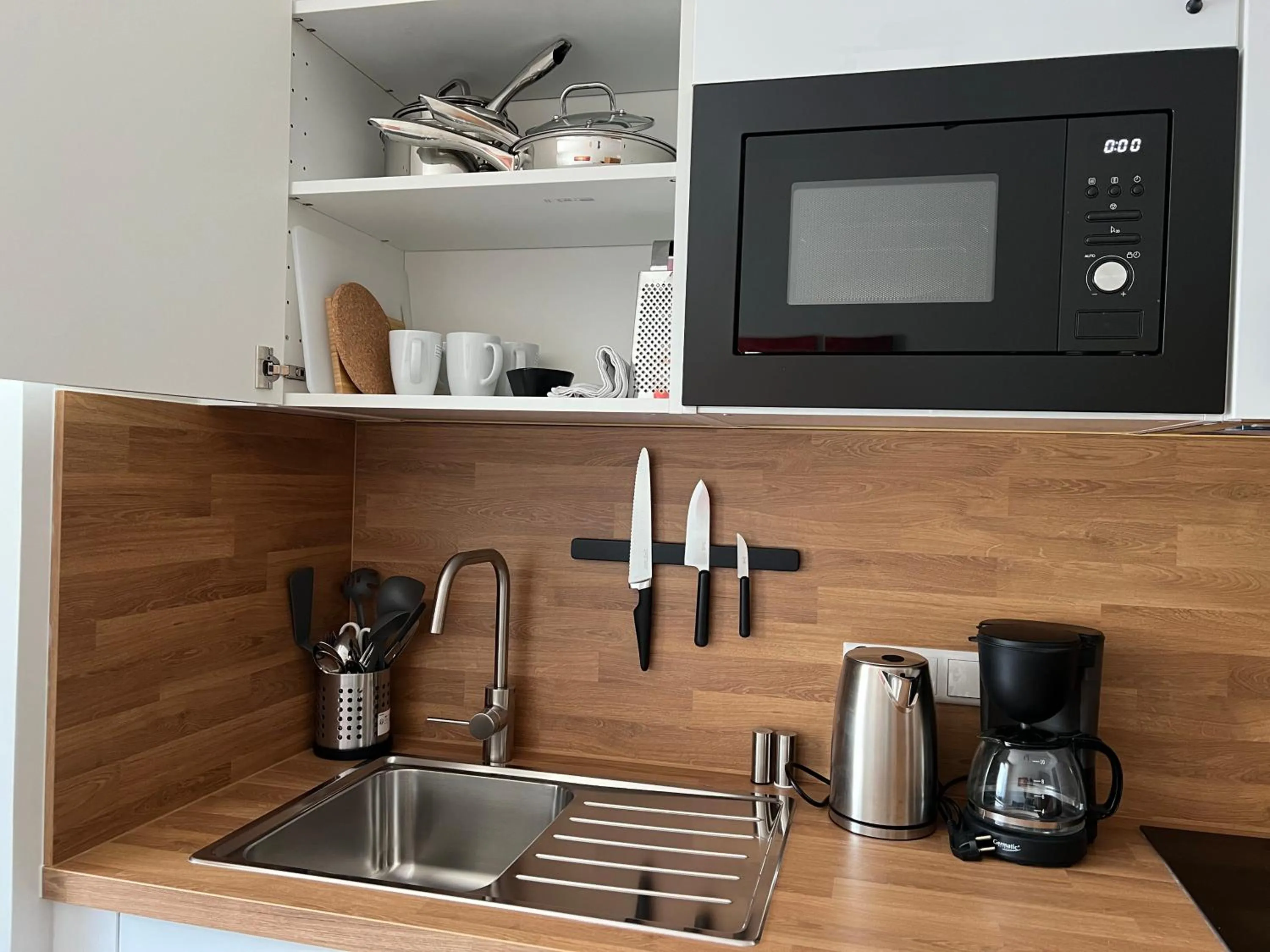 Coffee/tea facilities in Aparthotel Hochfeld