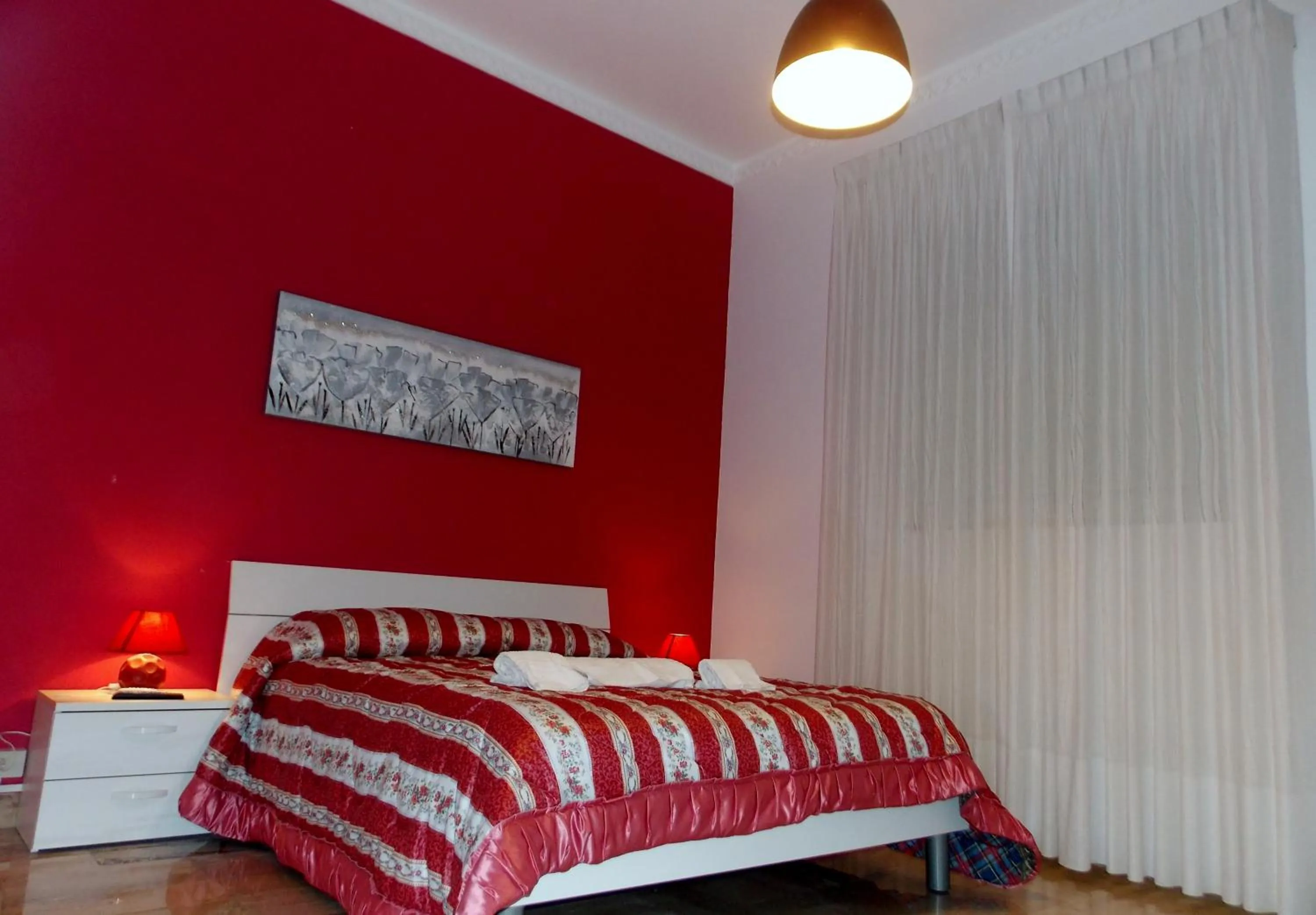 Photo of the whole room, Bed in Case Saniela