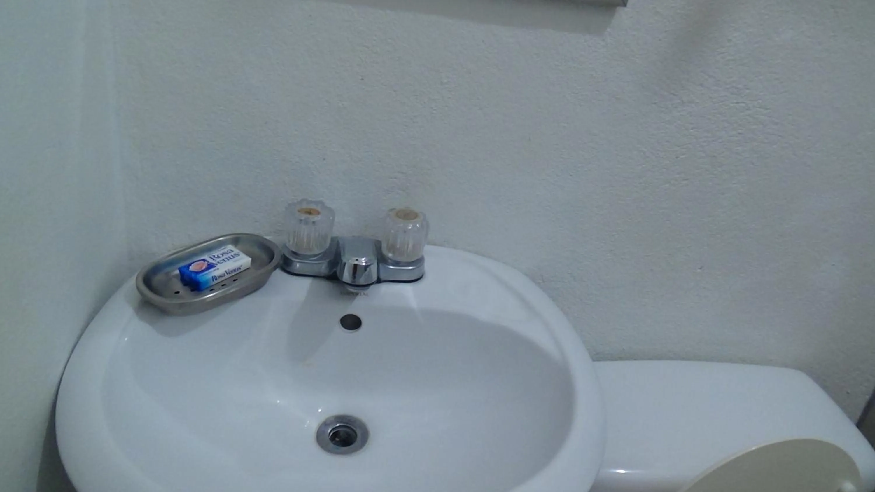 Bathroom in Hacienda Tropical Guest House