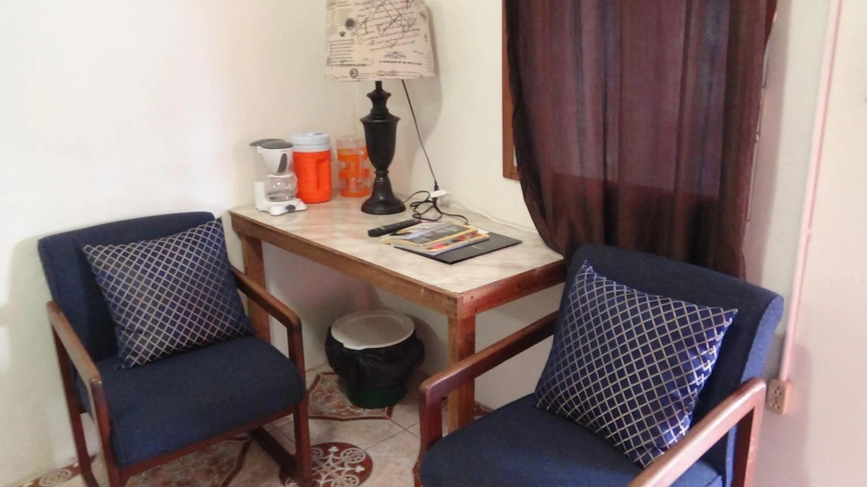 Day in Hacienda Tropical Guest House