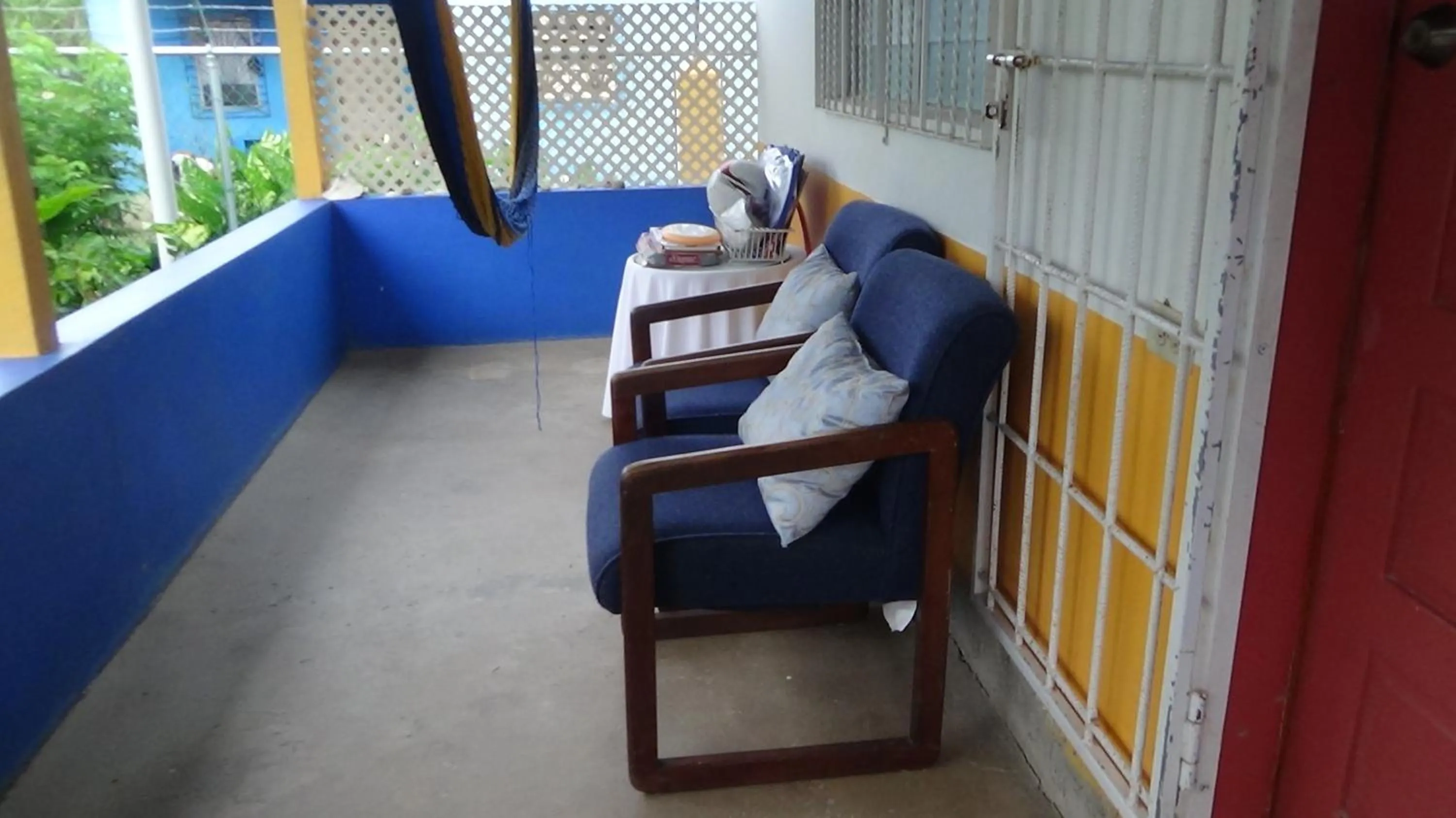 Day in Hacienda Tropical Guest House