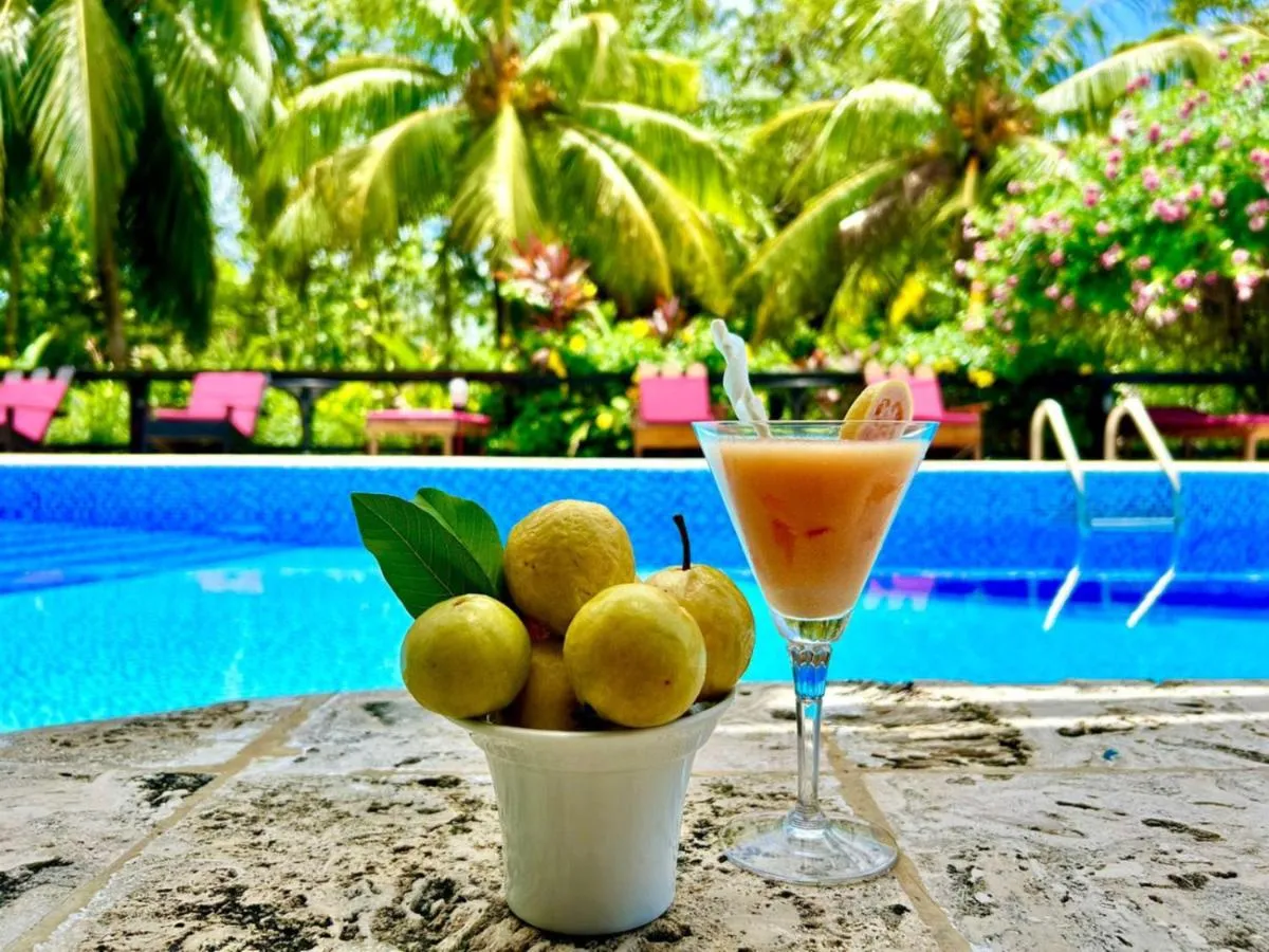 Restaurant/places to eat in Guava Grove Resort & Villas