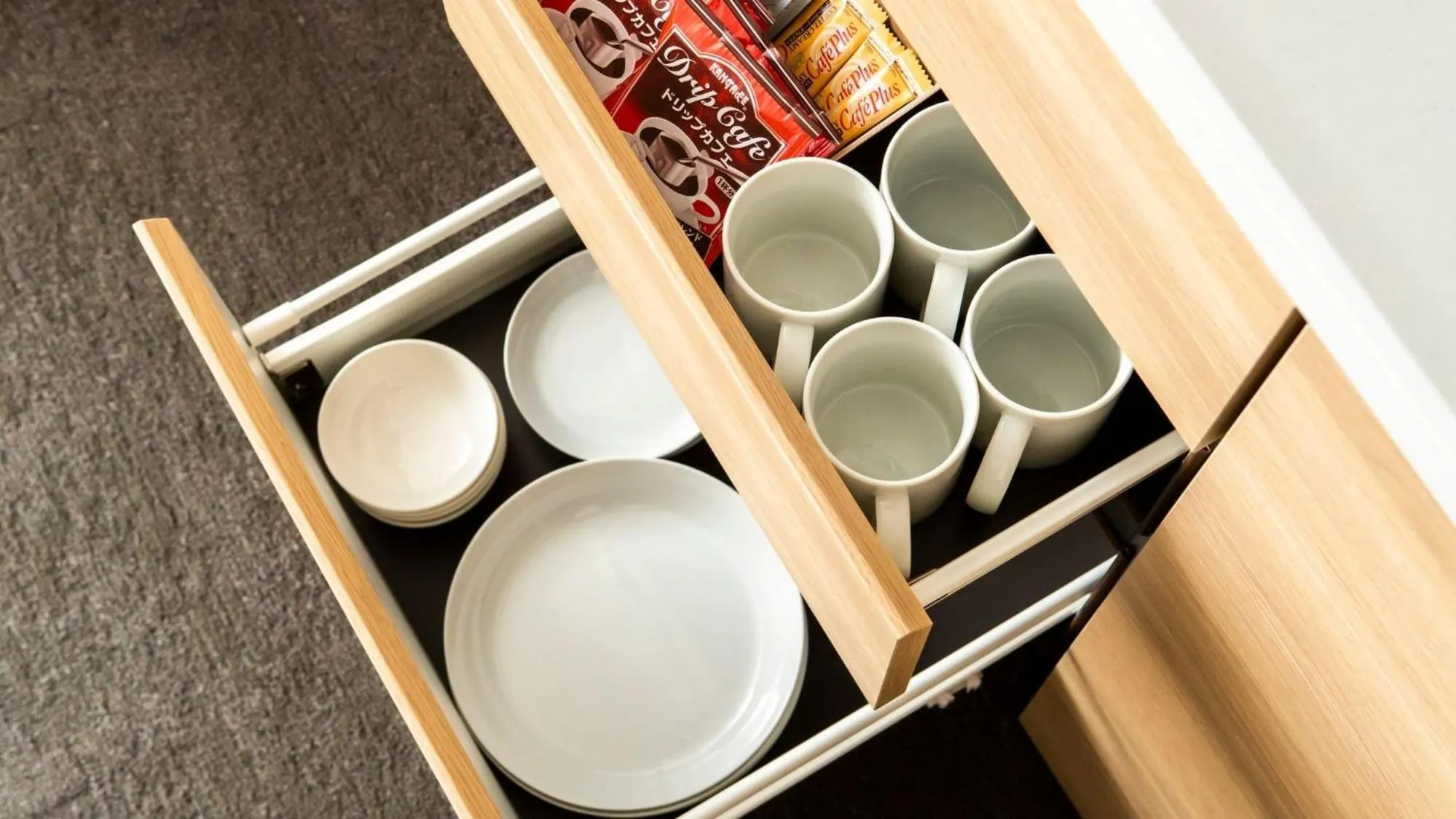 Coffee/tea facilities in ALPHABED INN Fukuoka Ohori Park