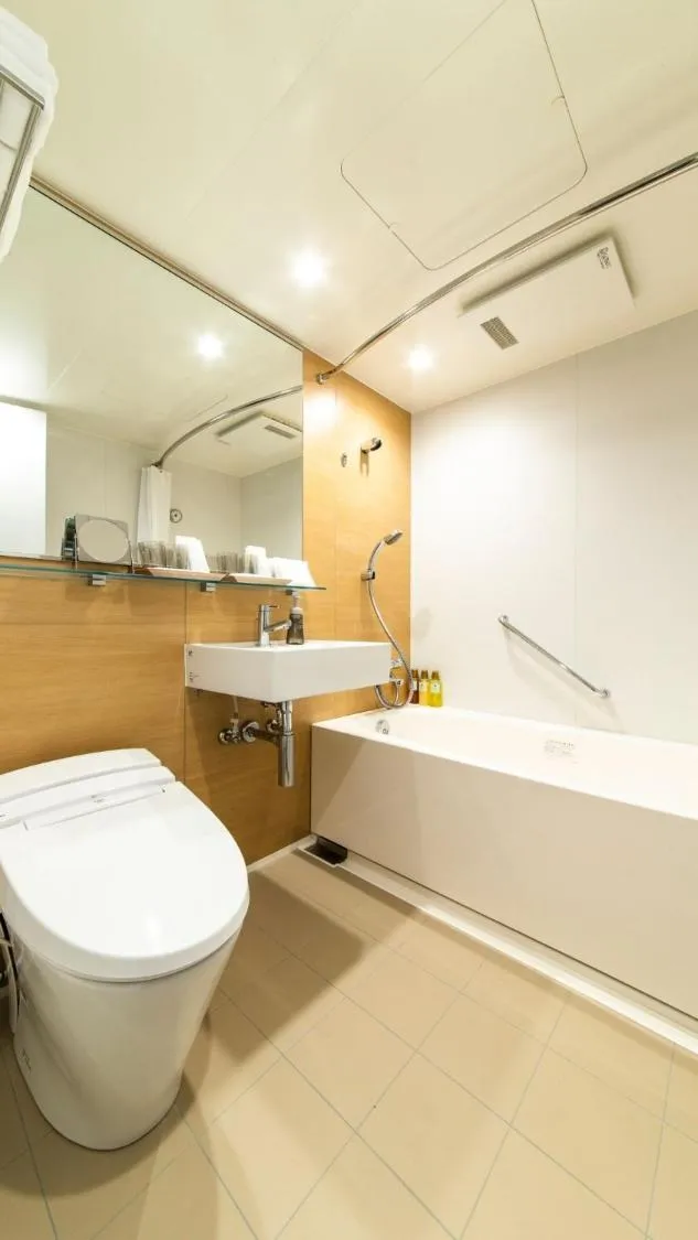 Shower in ALPHABED INN Fukuoka Ohori Park