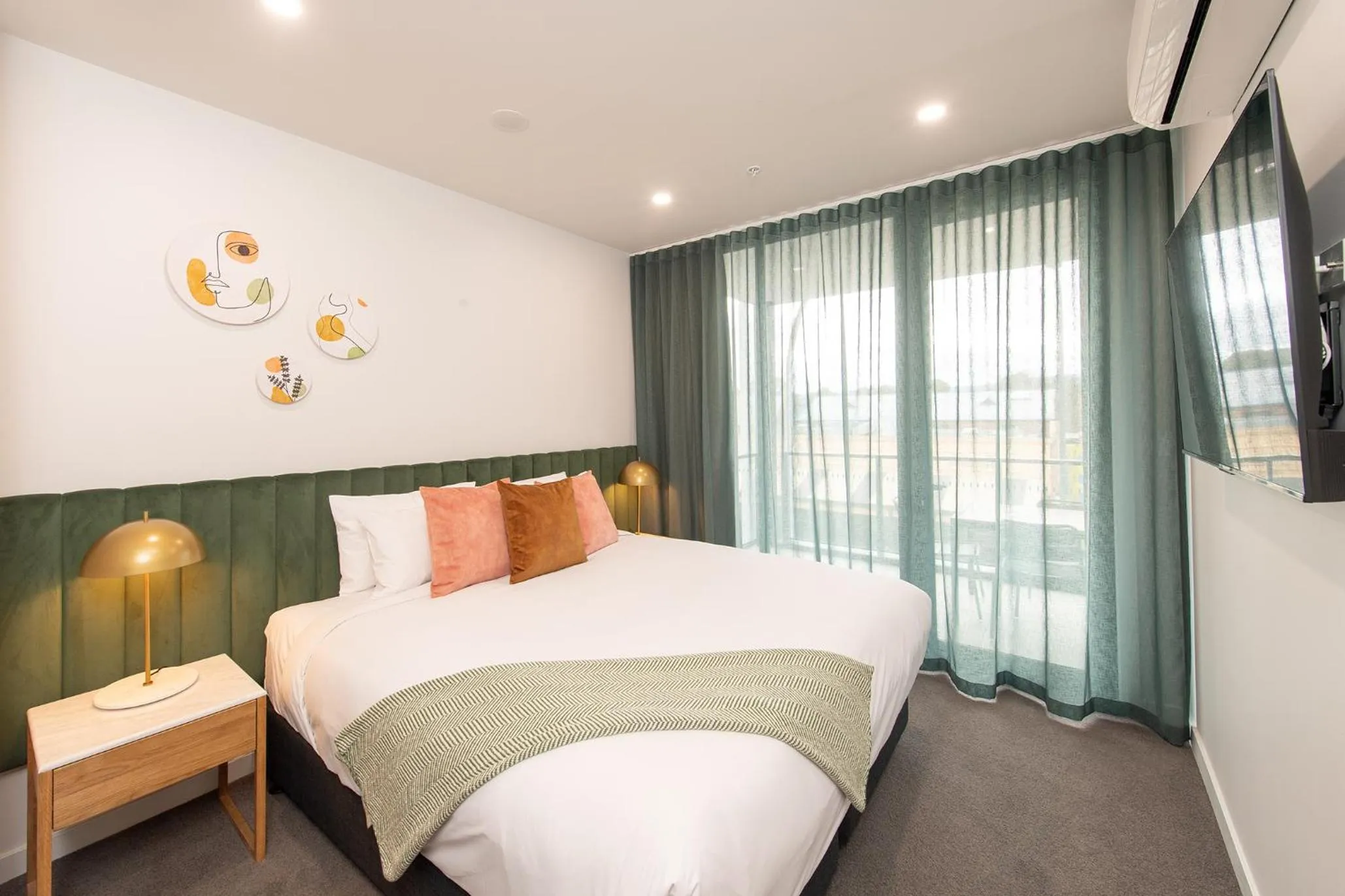 Bedroom, Bed in Grow at Goodwood