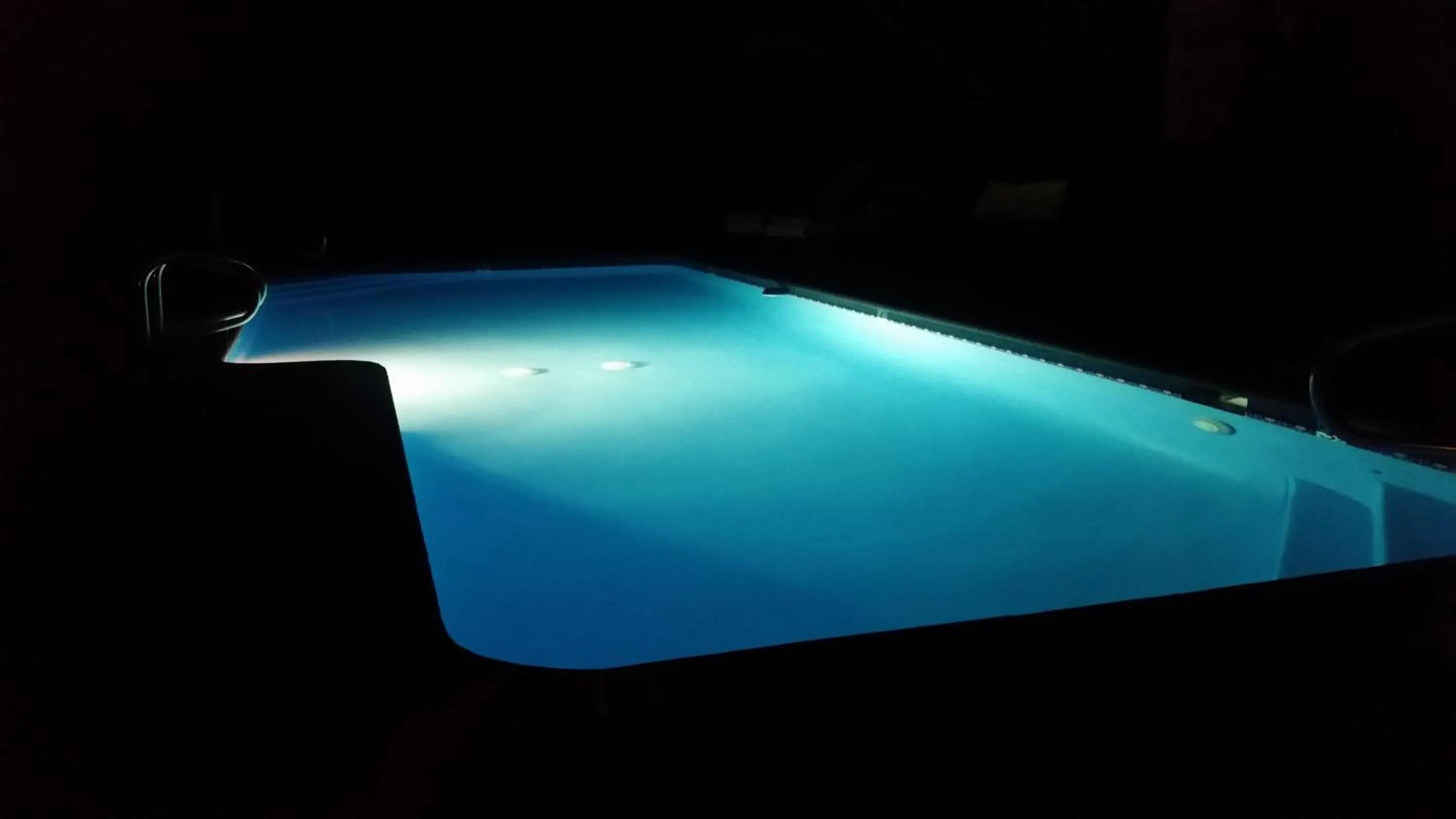 Swimming pool in The Parks Inn