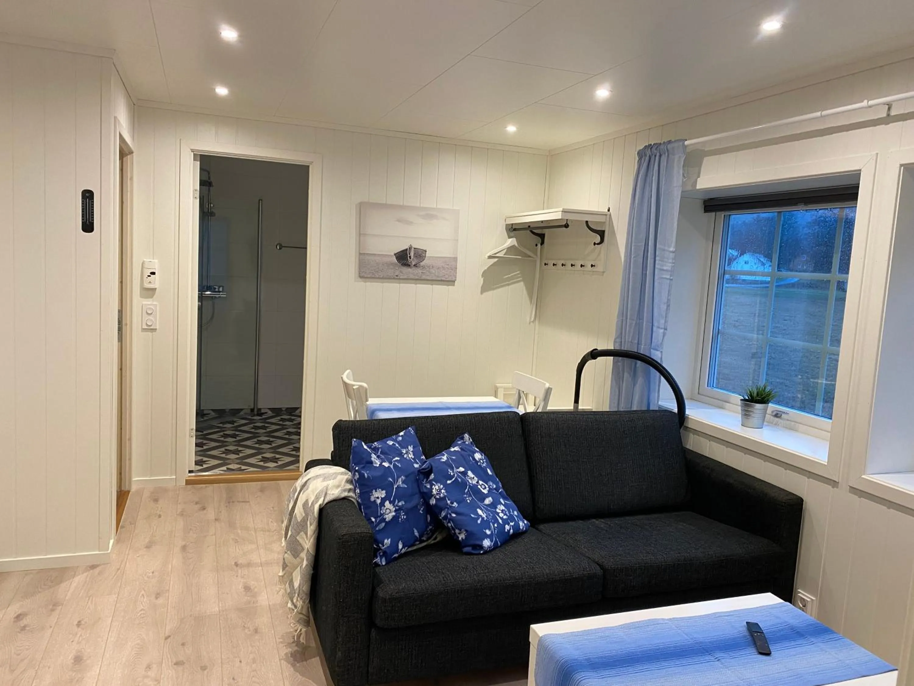 Living room in Rosendal Apartments Motellet