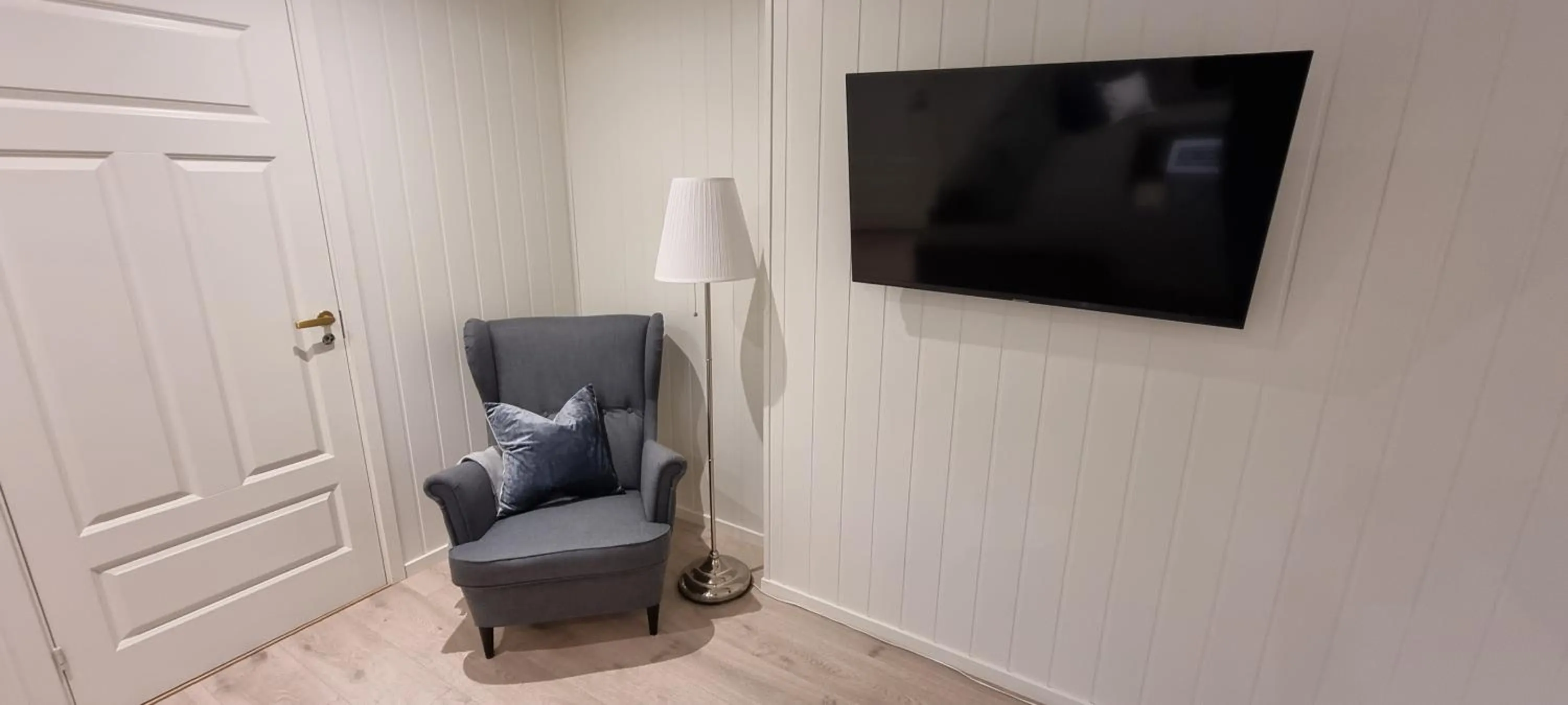 TV and multimedia in Rosendal Apartments Motellet