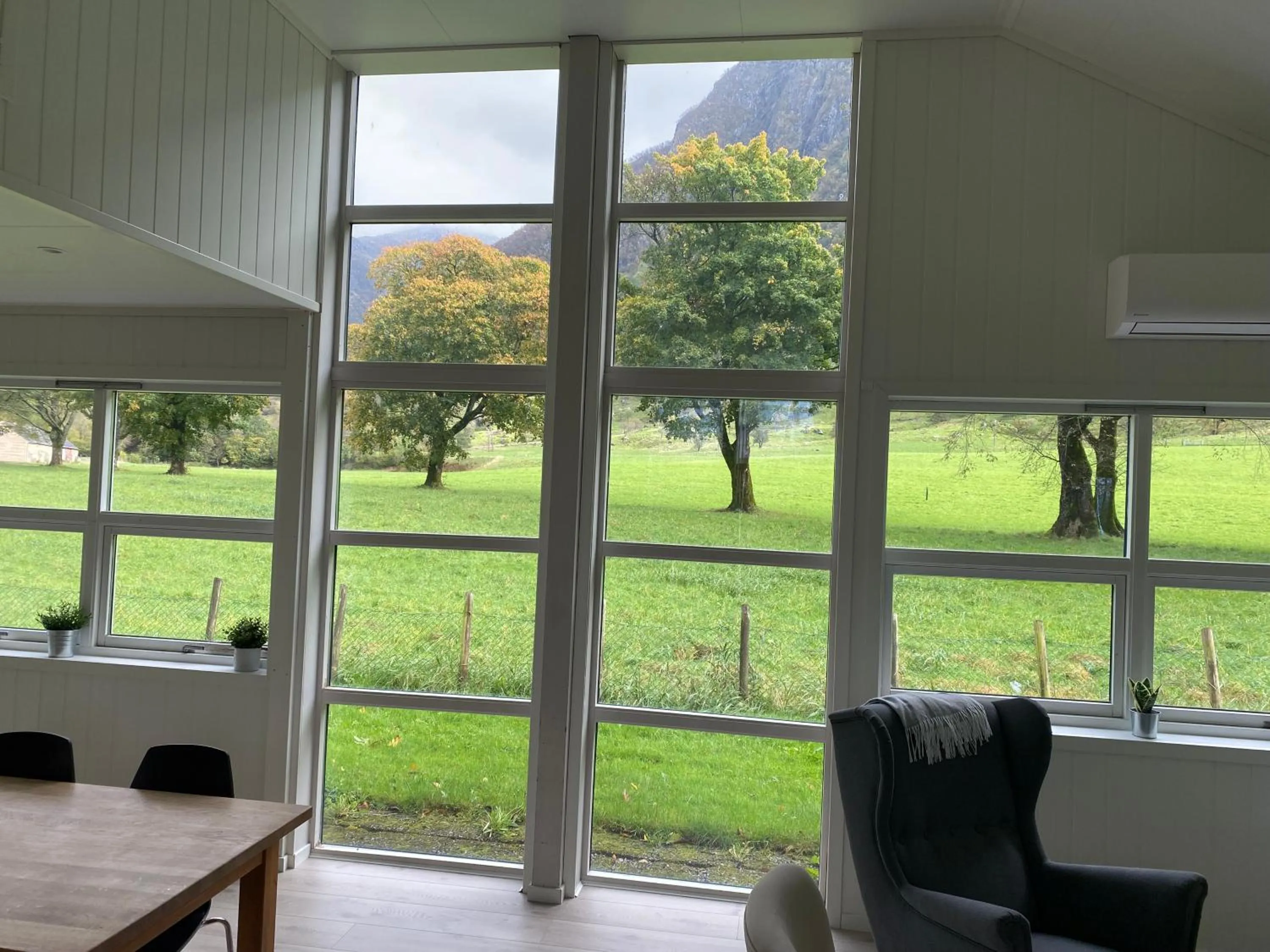 Living room in Rosendal Apartments Motellet