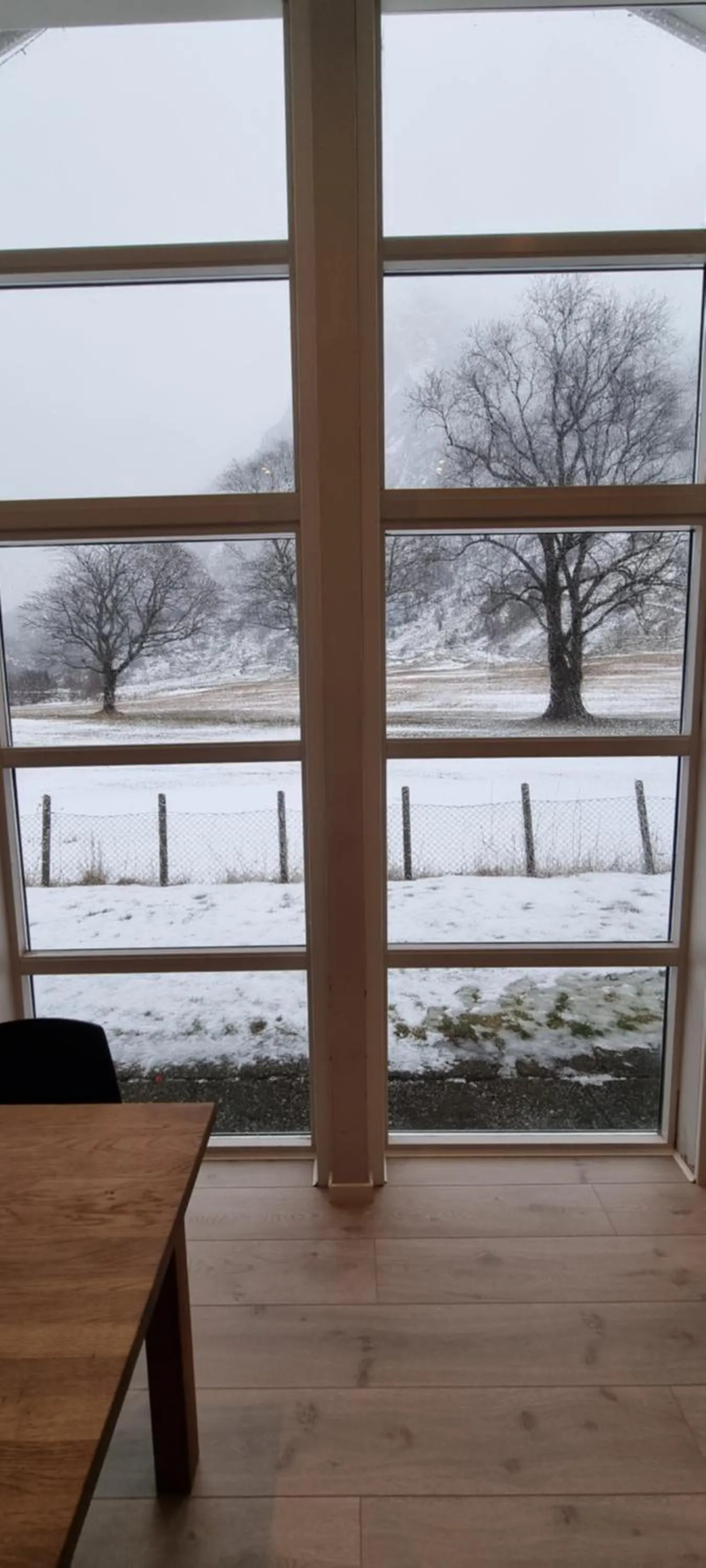 Communal lounge/ TV room in Rosendal Apartments Motellet