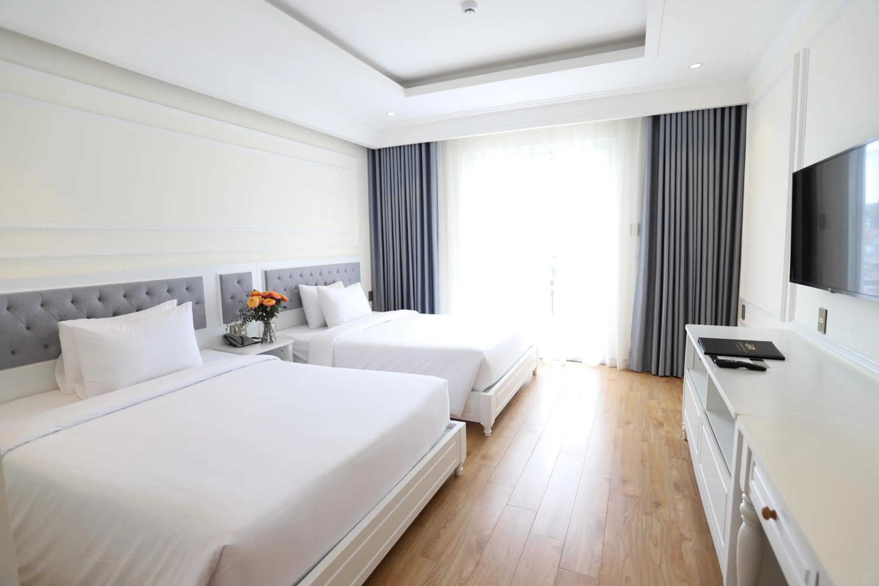 Bed in Le Marais Hotel Dalat