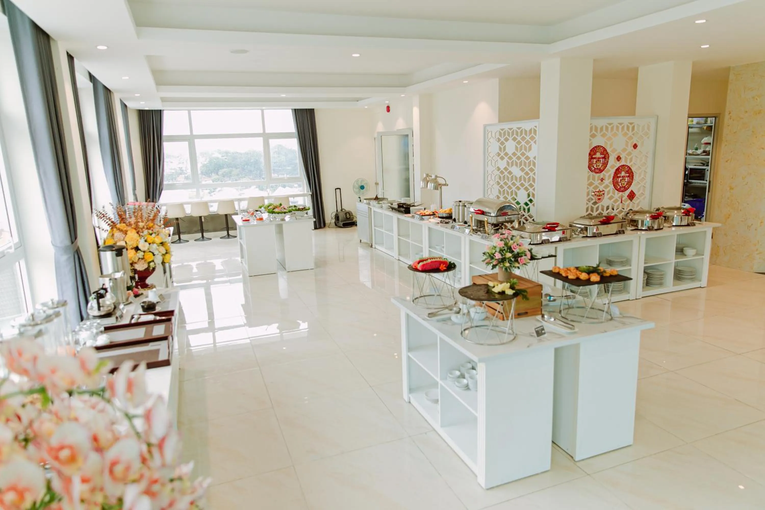 Restaurant/places to eat in Le Marais Hotel Dalat