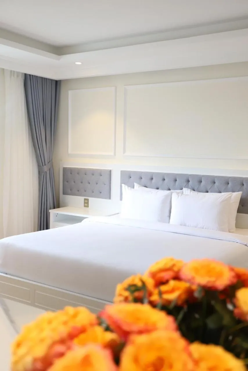 Bed in Le Marais Hotel Dalat