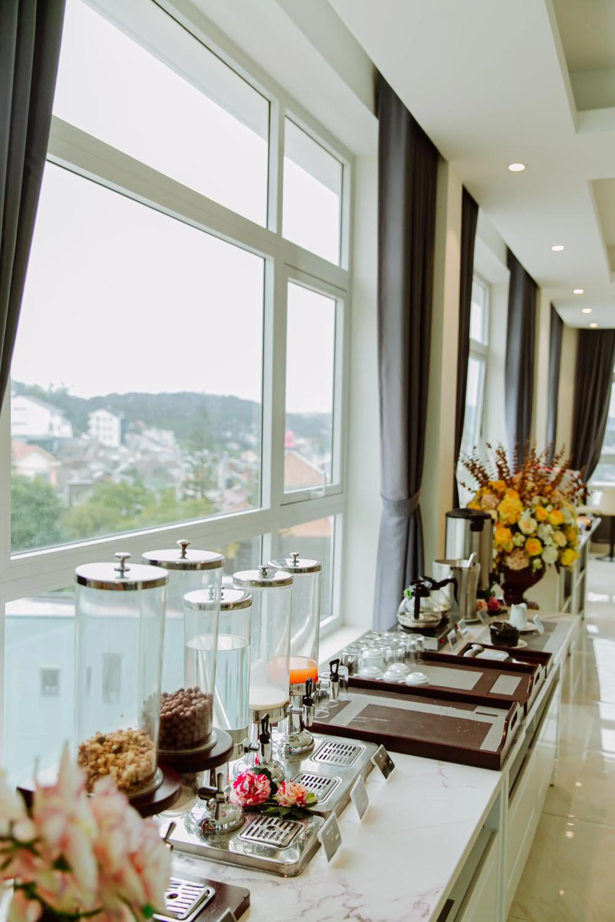 Restaurant/places to eat in Le Marais Hotel Dalat