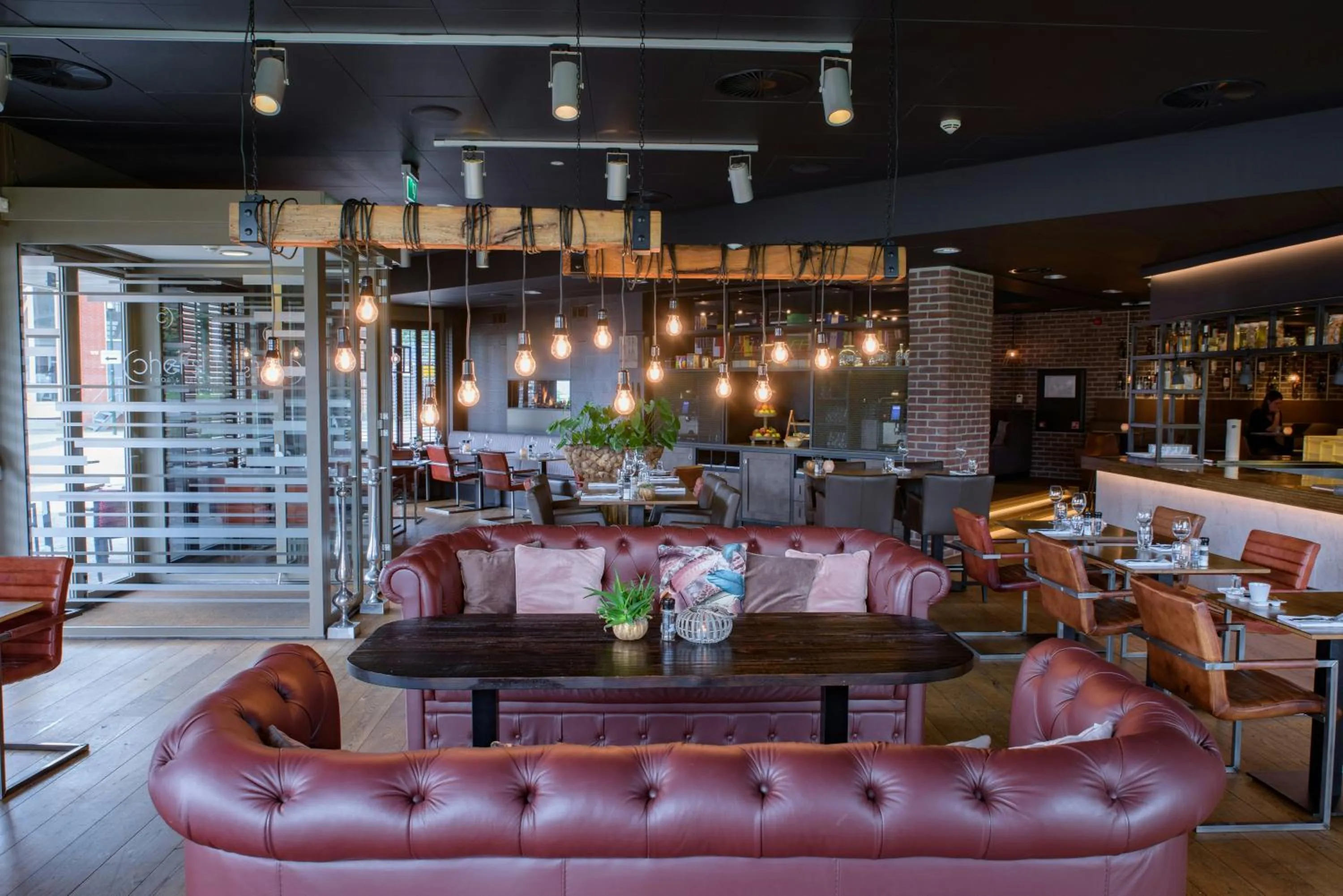 Restaurant/places to eat in Leonardo Hotel Papendrecht