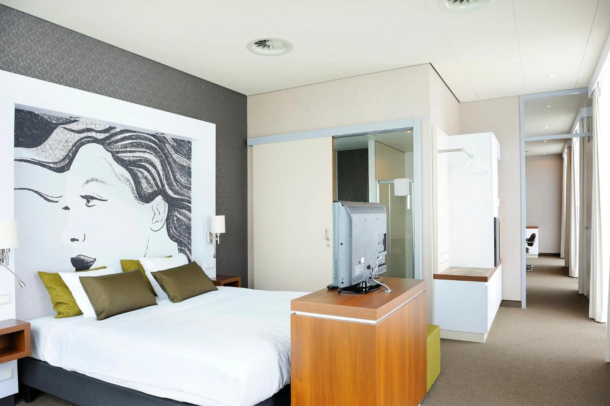 Bedroom, Bed in Leonardo Hotel Papendrecht