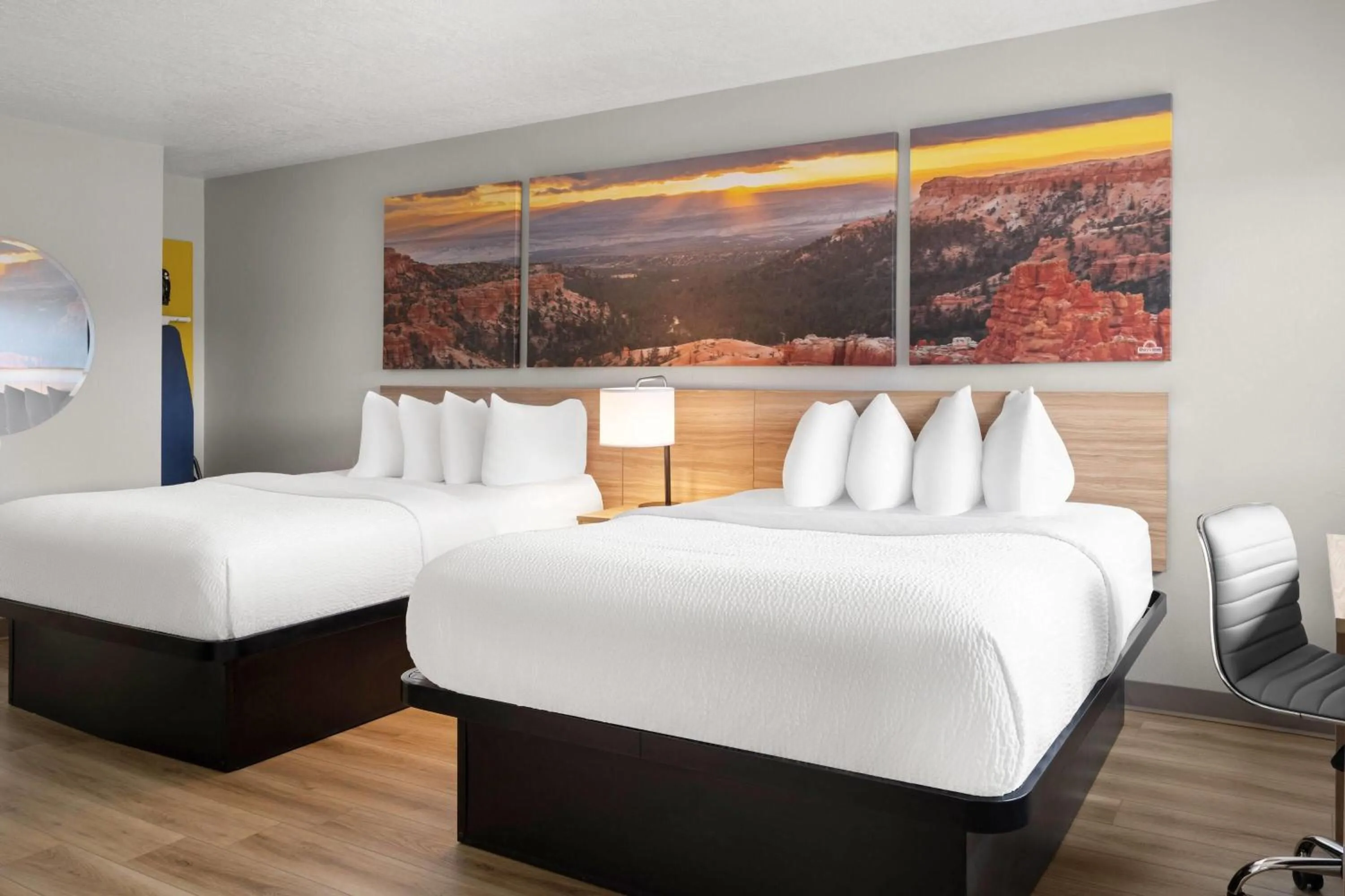 Photo of the whole room, Bed in Days Inn by Wyndham Las Vegas