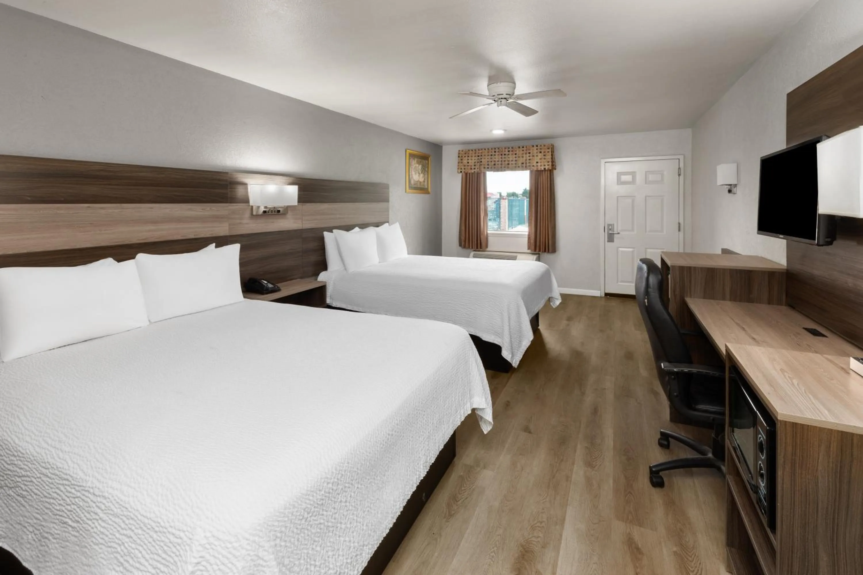 Bed in Ramada Limited San Angelo