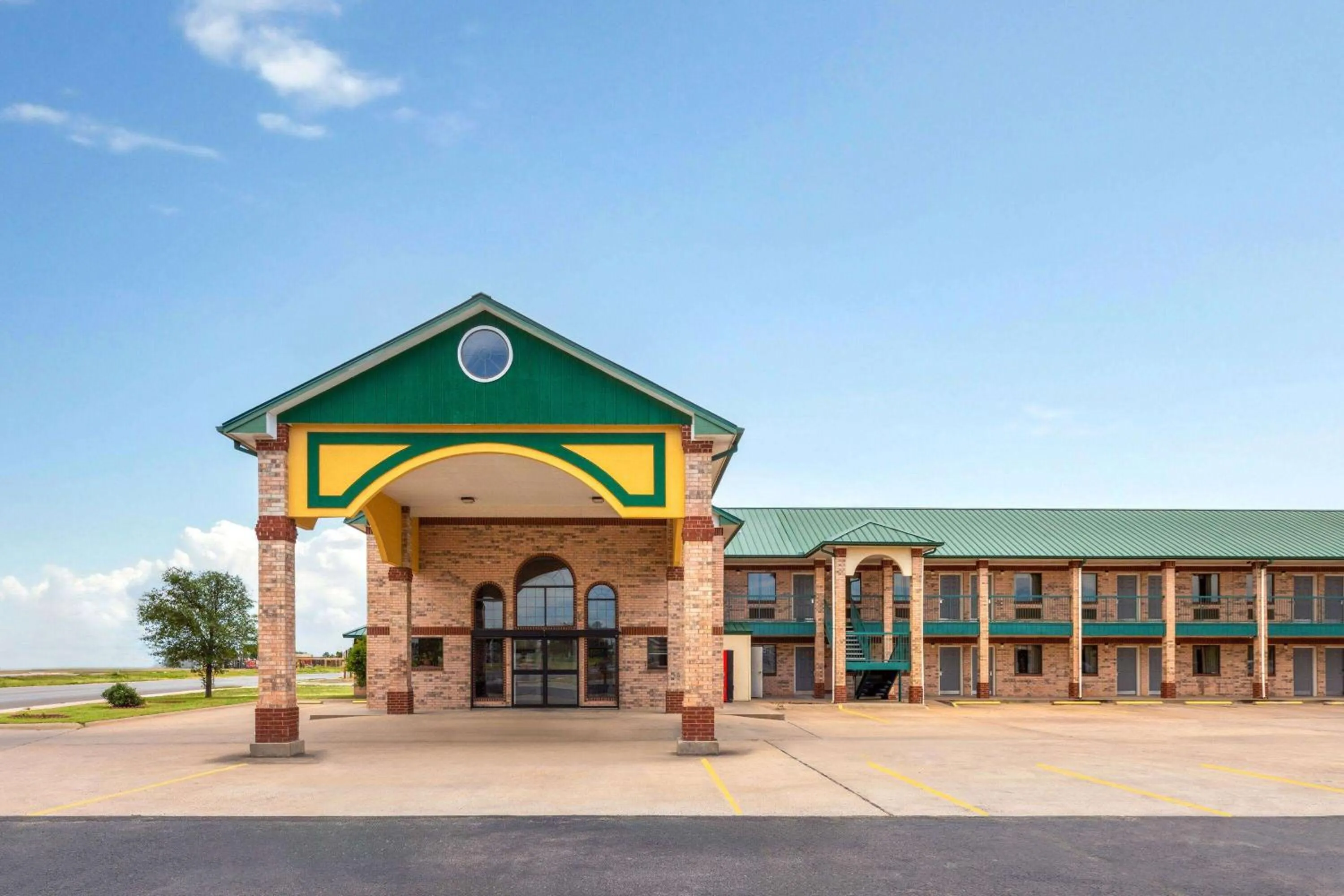Property building in Ramada Limited San Angelo