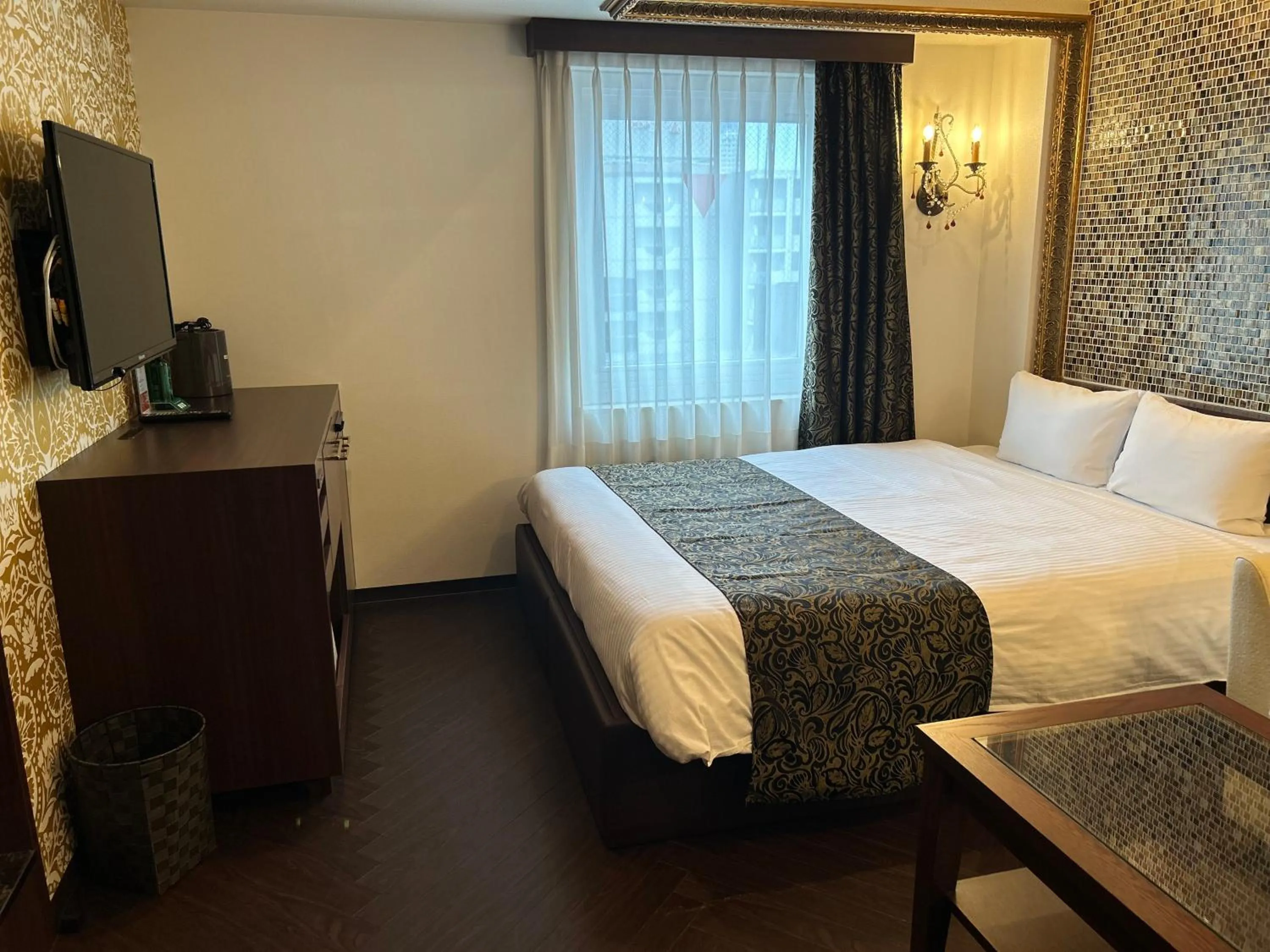 Bed in Hotel LiVEMAX Umeda Central