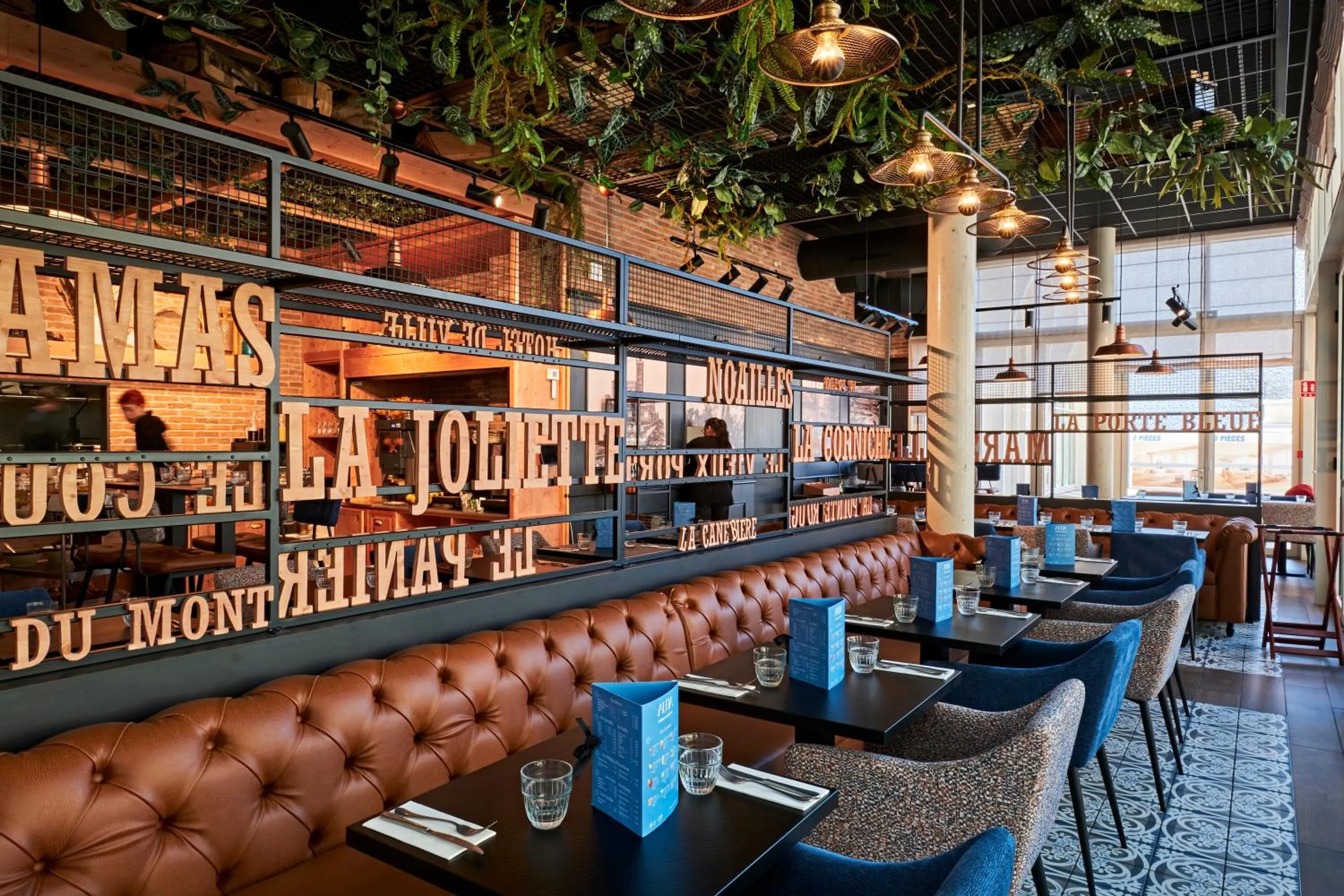 Restaurant/places to eat in Appart Hotel Odalys City Marseille Centre Euromed