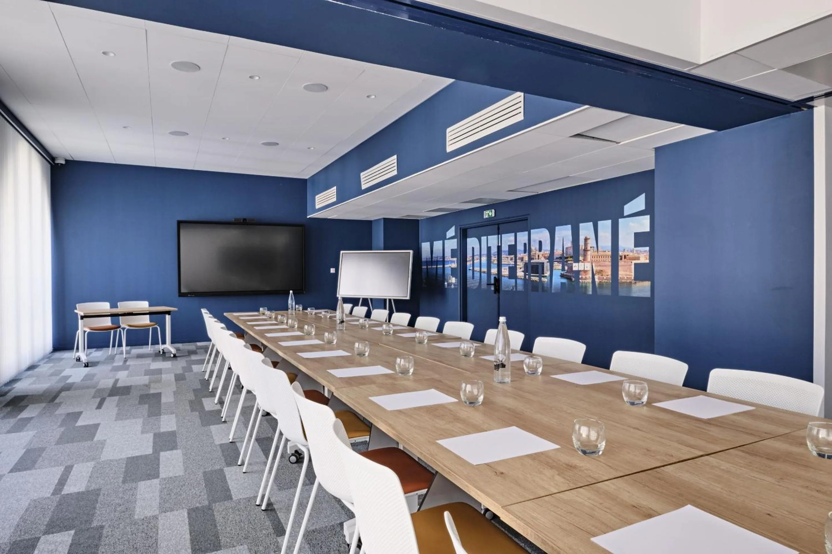 Meeting/conference room in Appart Hotel Odalys City Marseille Centre Euromed