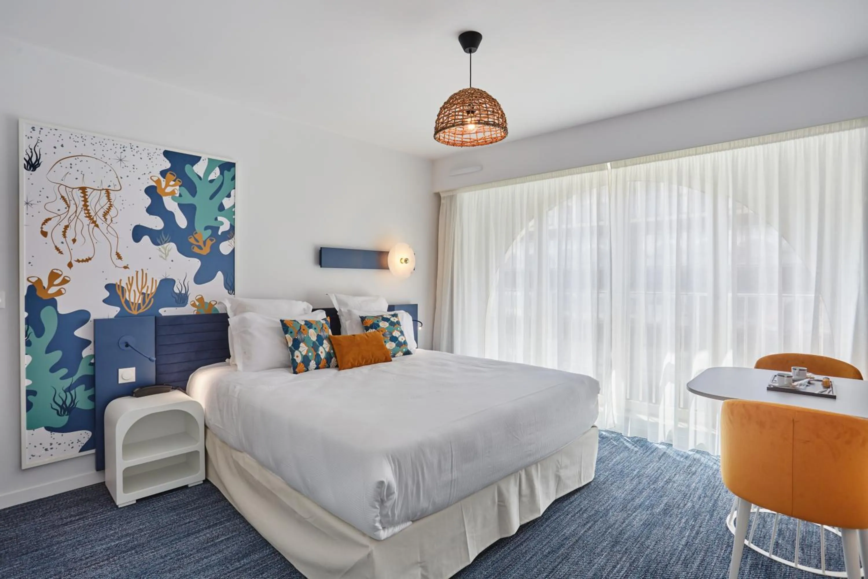 Bedroom, Bed in Appart Hotel Odalys City Marseille Centre Euromed